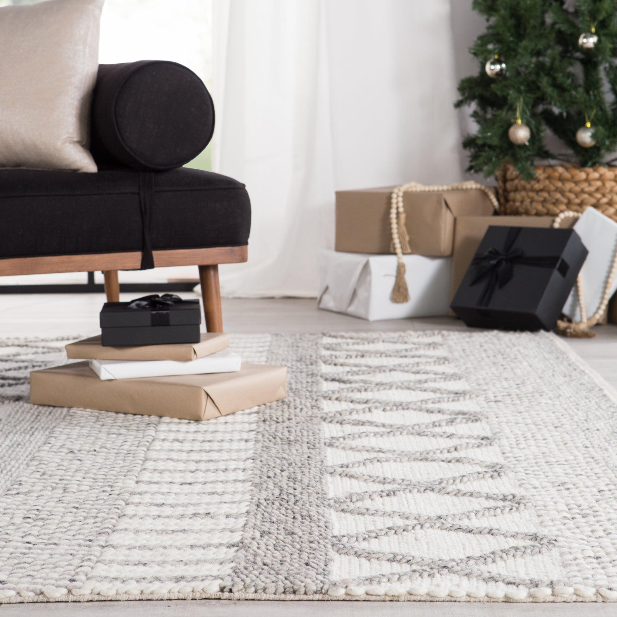 Sandhurst Handmade Geometric Gray White Area Rug、mySite、gigharbornorthrealestate