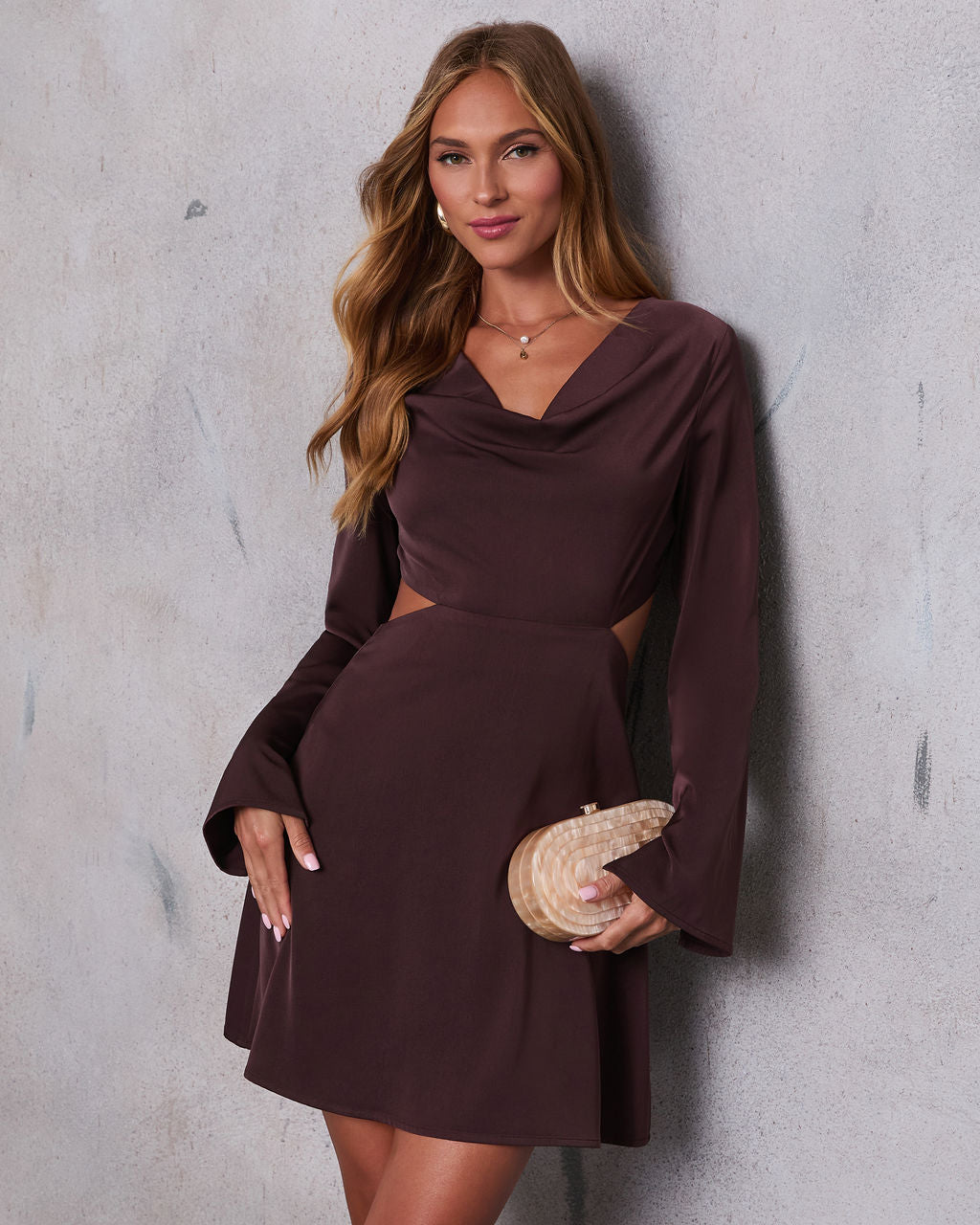 {product_title} - {shop_name}