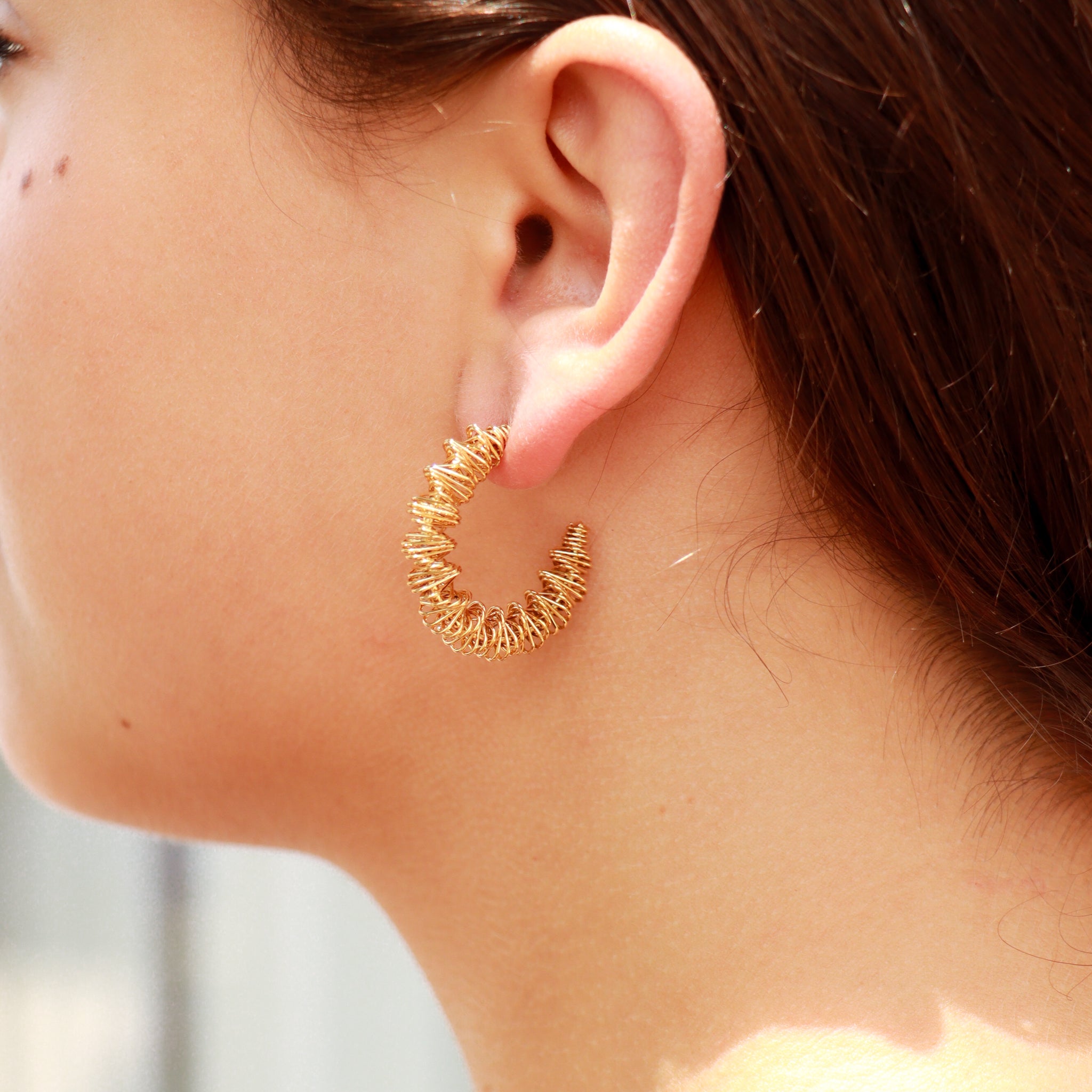 18K Gold PVD Stainless Steel Wired Statement Hoop Earrings / ERJ0020、mySite、dreamappss