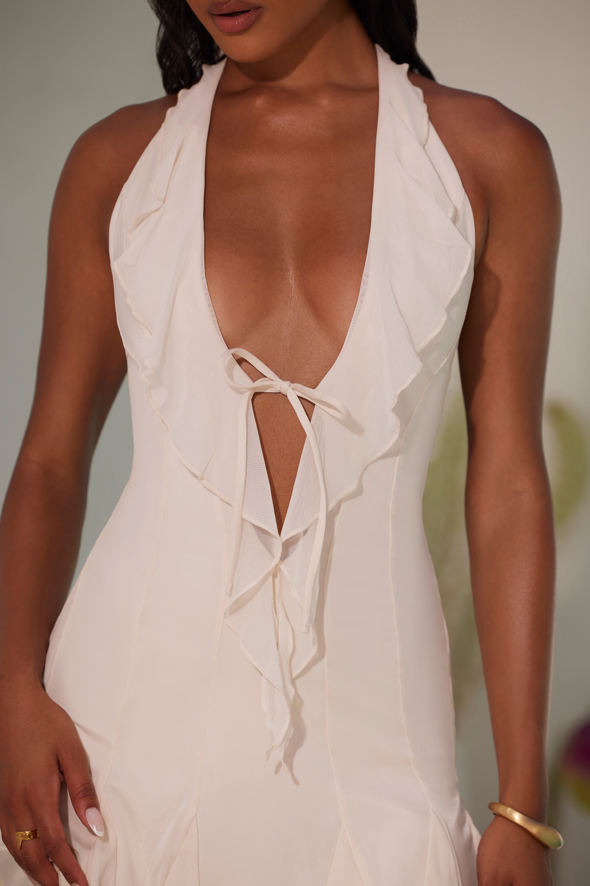 Halter Neck Ruffle A-Line Mini Dress in Ivory、mySite、solidvoid