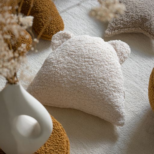 Bear Cream White Cushion、mySite、gigharbornorthrealestate