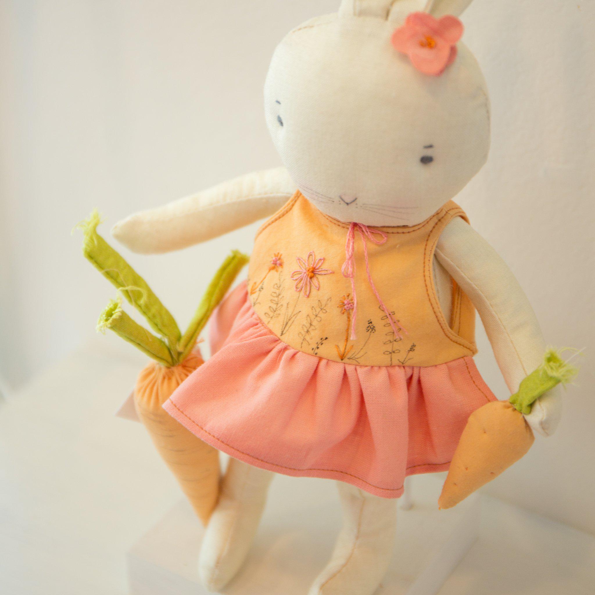 RETIRED - Hutch Studio - Coco Carrot - One of a Kind Bunny、mySite、g9winljtr