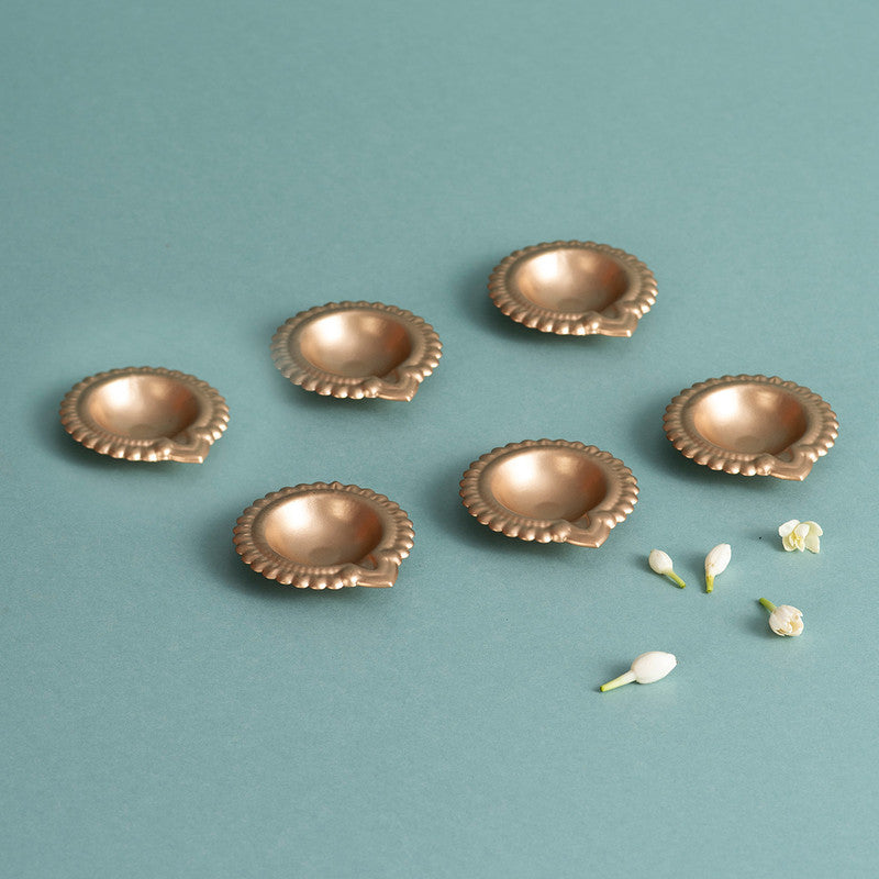 Brass Diya Set | Floral Design | Golden | Set of 6、mySite、camillekostekn