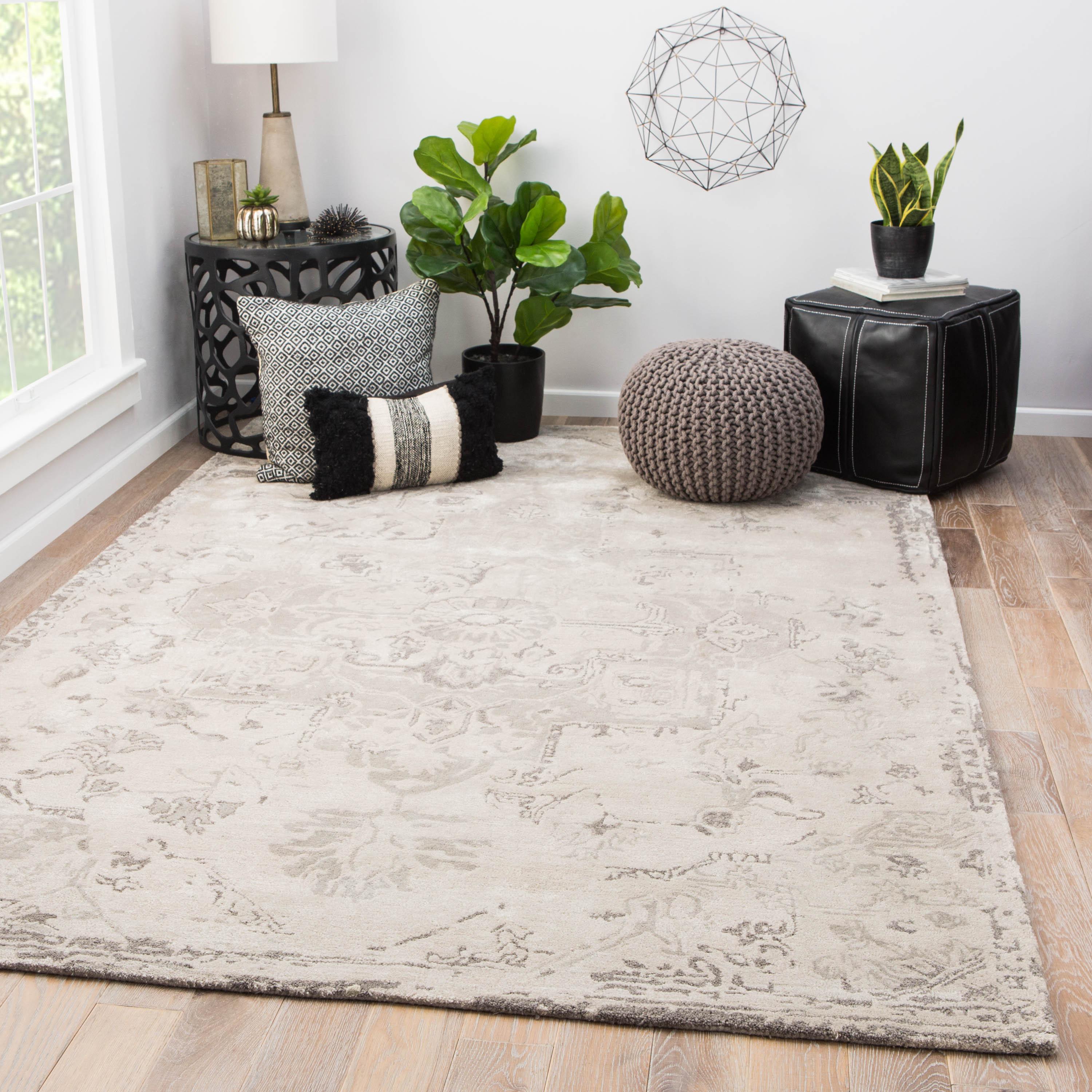 Sasha Handmade Medallion Taupe Gray Area Rug、mySite、gigharbornorthrealestate