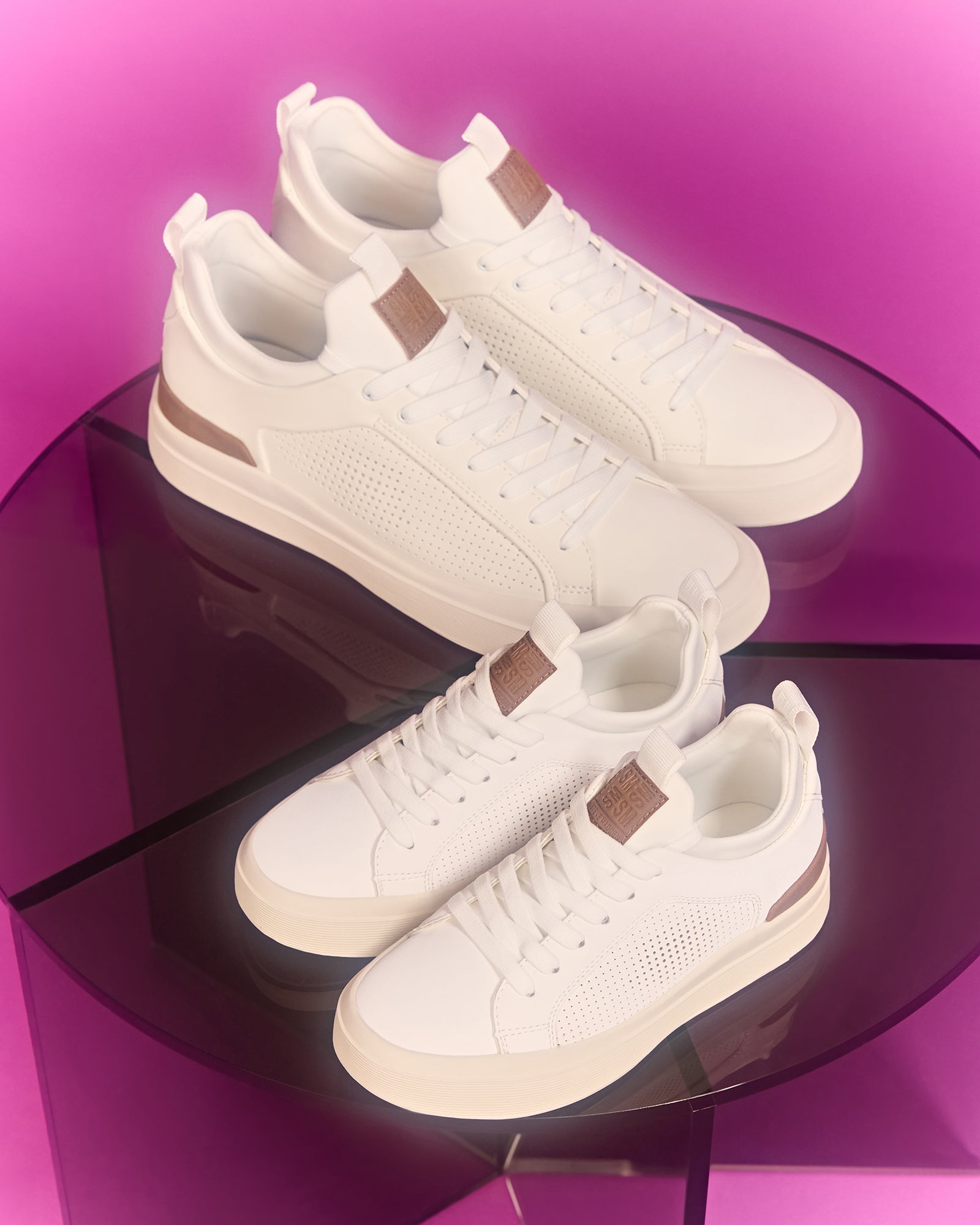 KIDS' OASYS AND MEN'S DACK WHITE SNEAKER BUNDLE、mySite、gtrtttuynbv