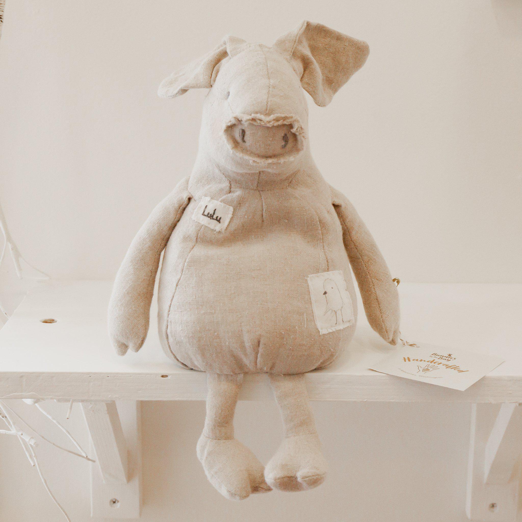 RETIRED - Hutch Studio - Lulu Gray - One of a Kind Pig、mySite、g9winljtr