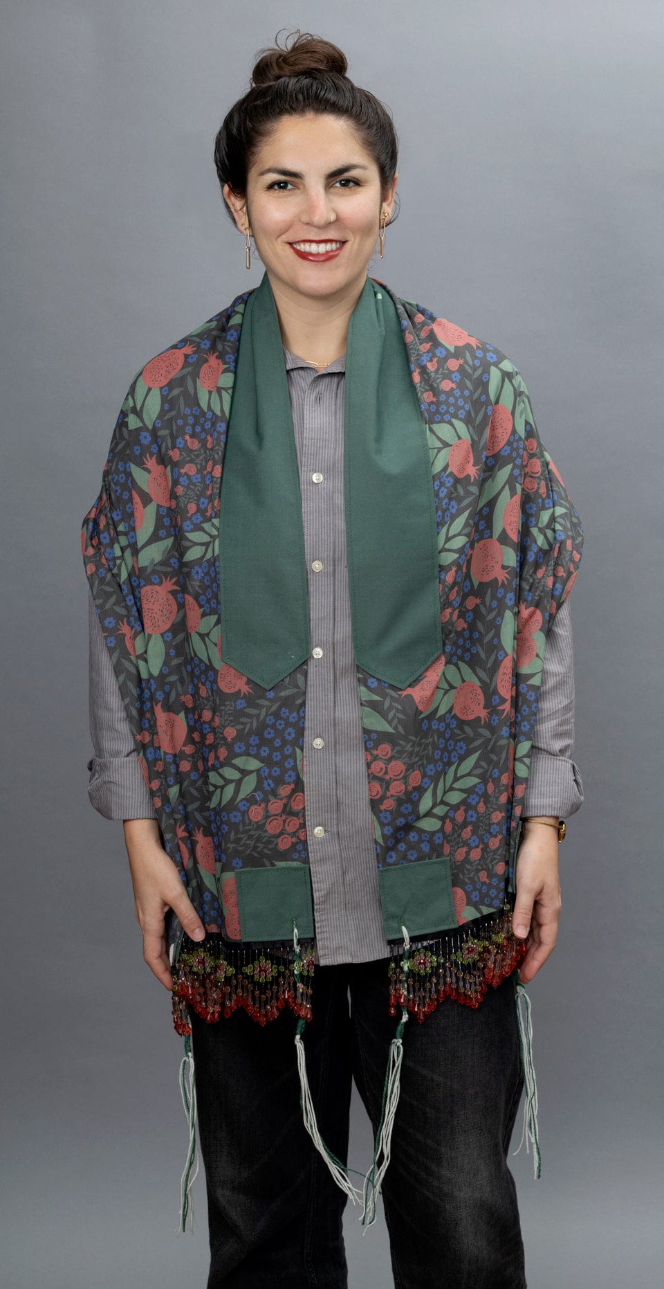 Black, Red and Green Pomegranates with Glass Beading Tallit、mySite、topwebapps