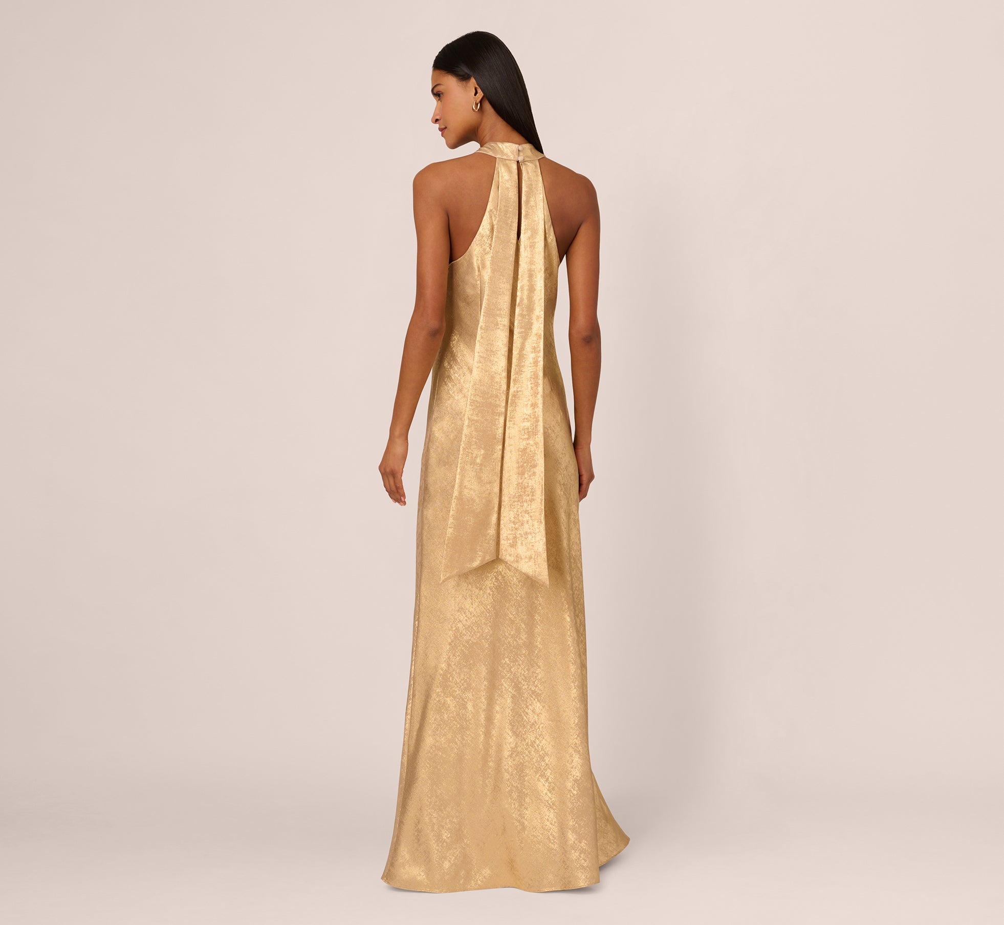Foiled Mermaid Gown With Halter Neckline In Light Gold、mySite、solidvoid