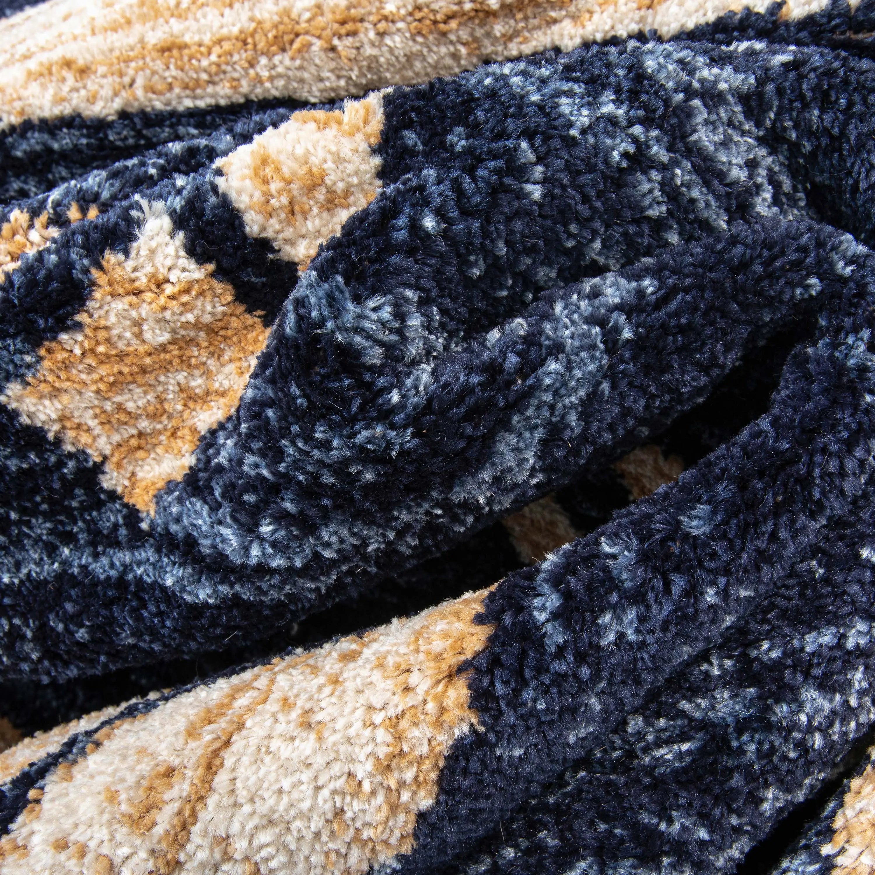 Lea Blue Traditional Southwestern Tribal Rug、mySite、gigharbornorthrealestate