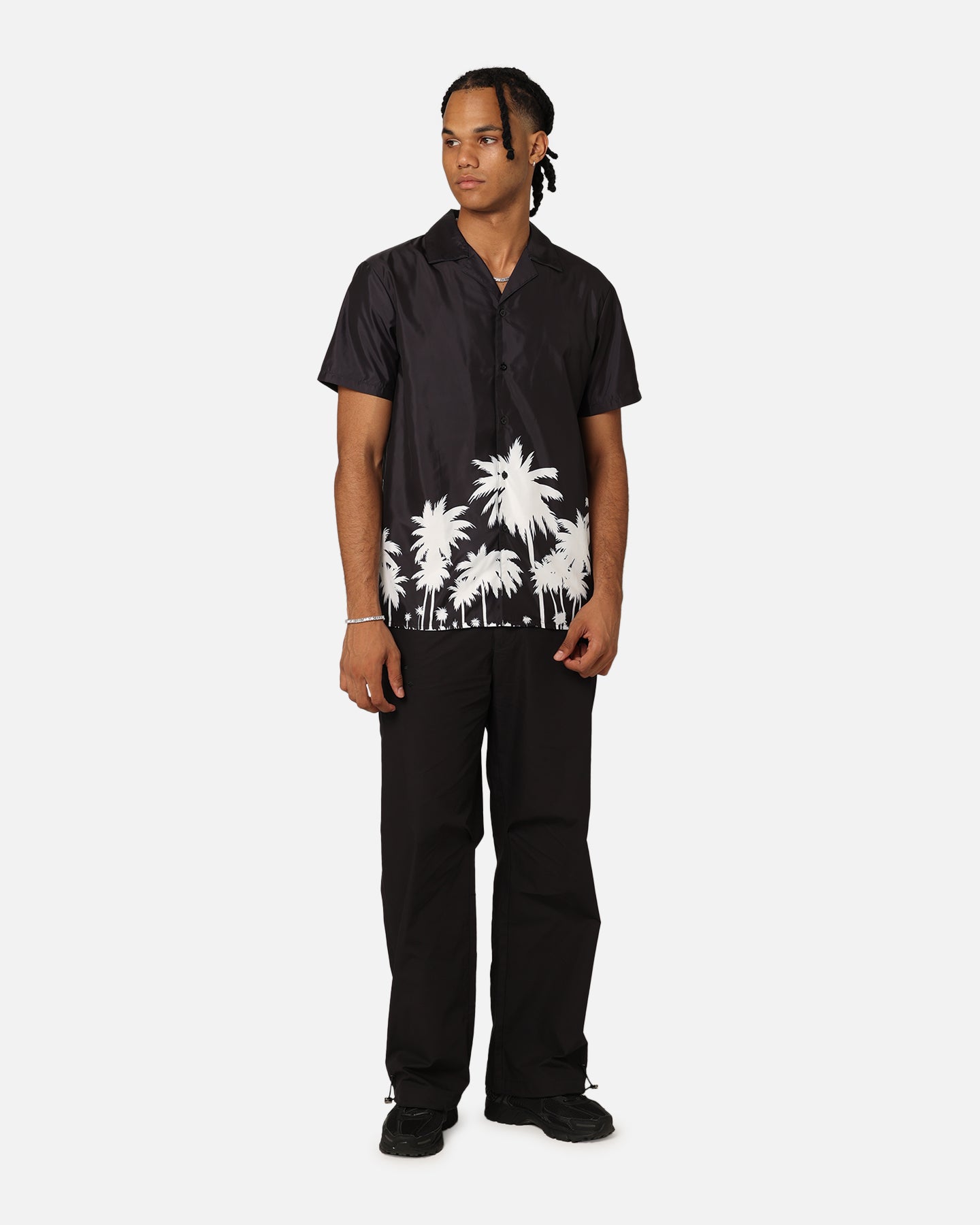 {product_title} - {shop_name}