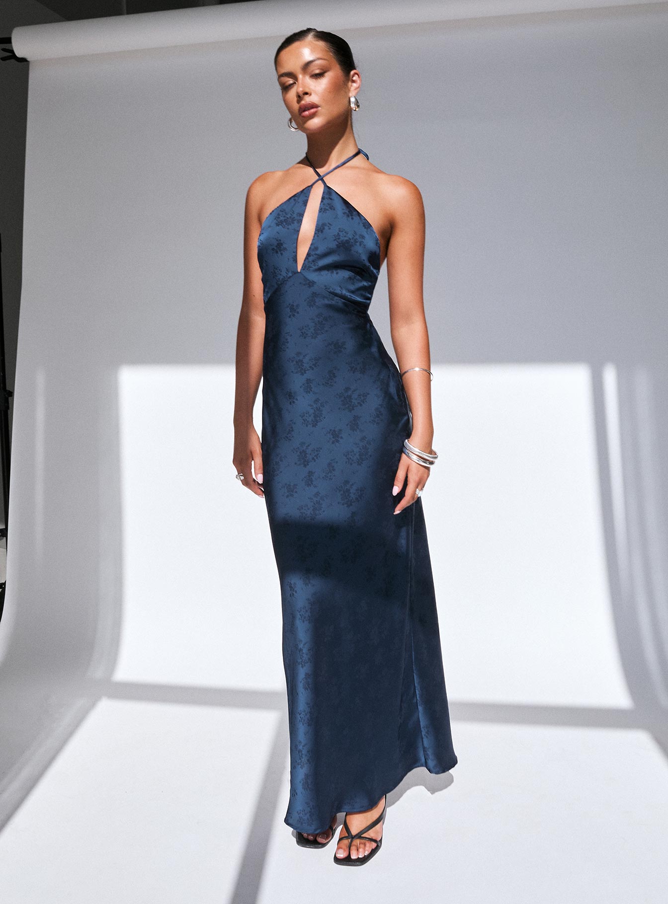 Limosina Halter Maxi Dress Navy、mySite、solidvoid
