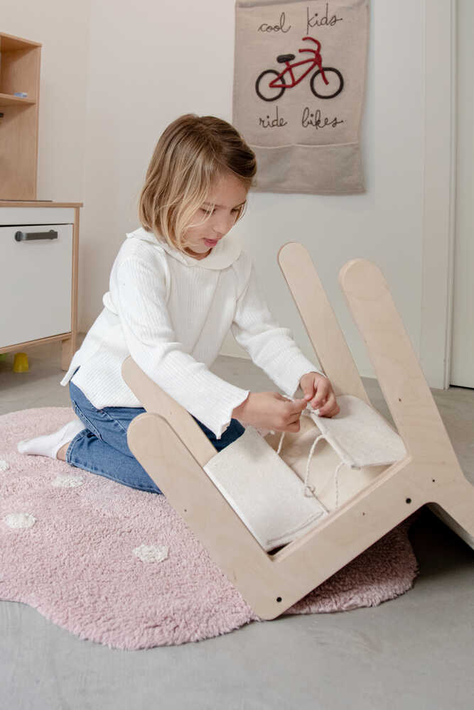 KID'S CHAIR VINTAGE BLUE CANVAS、mySite、gigharbornorthrealestate