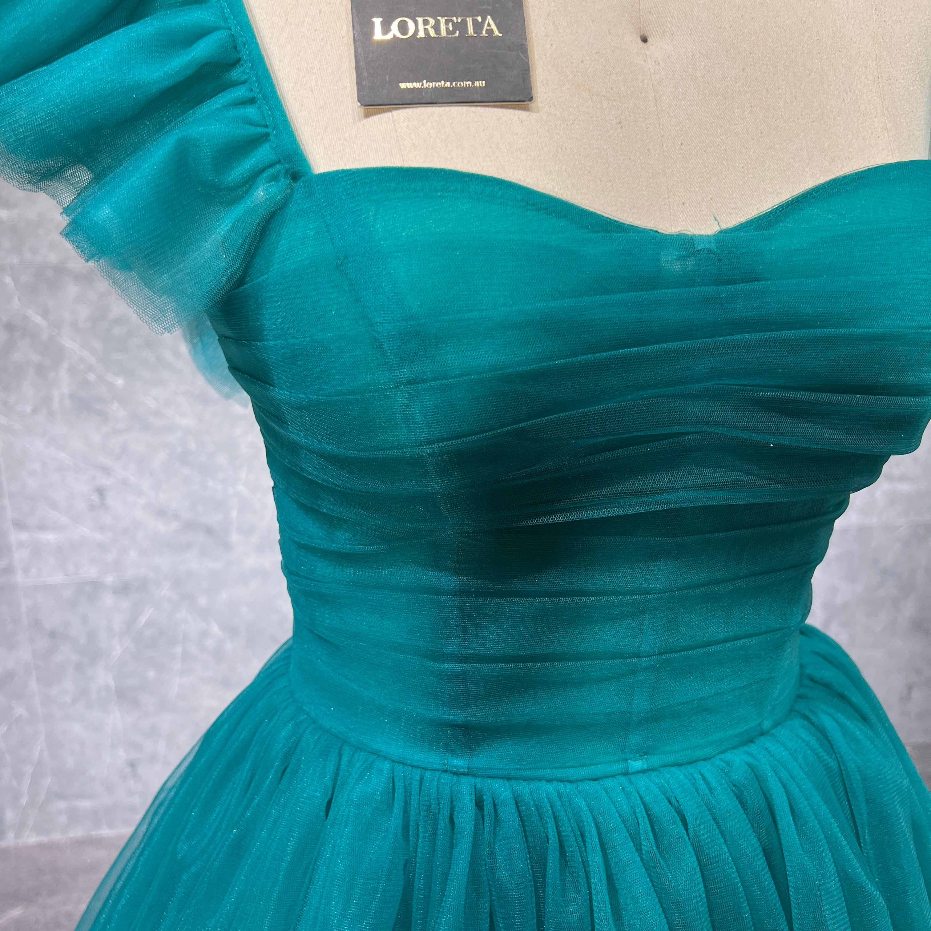 {product_title} - {shop_name}