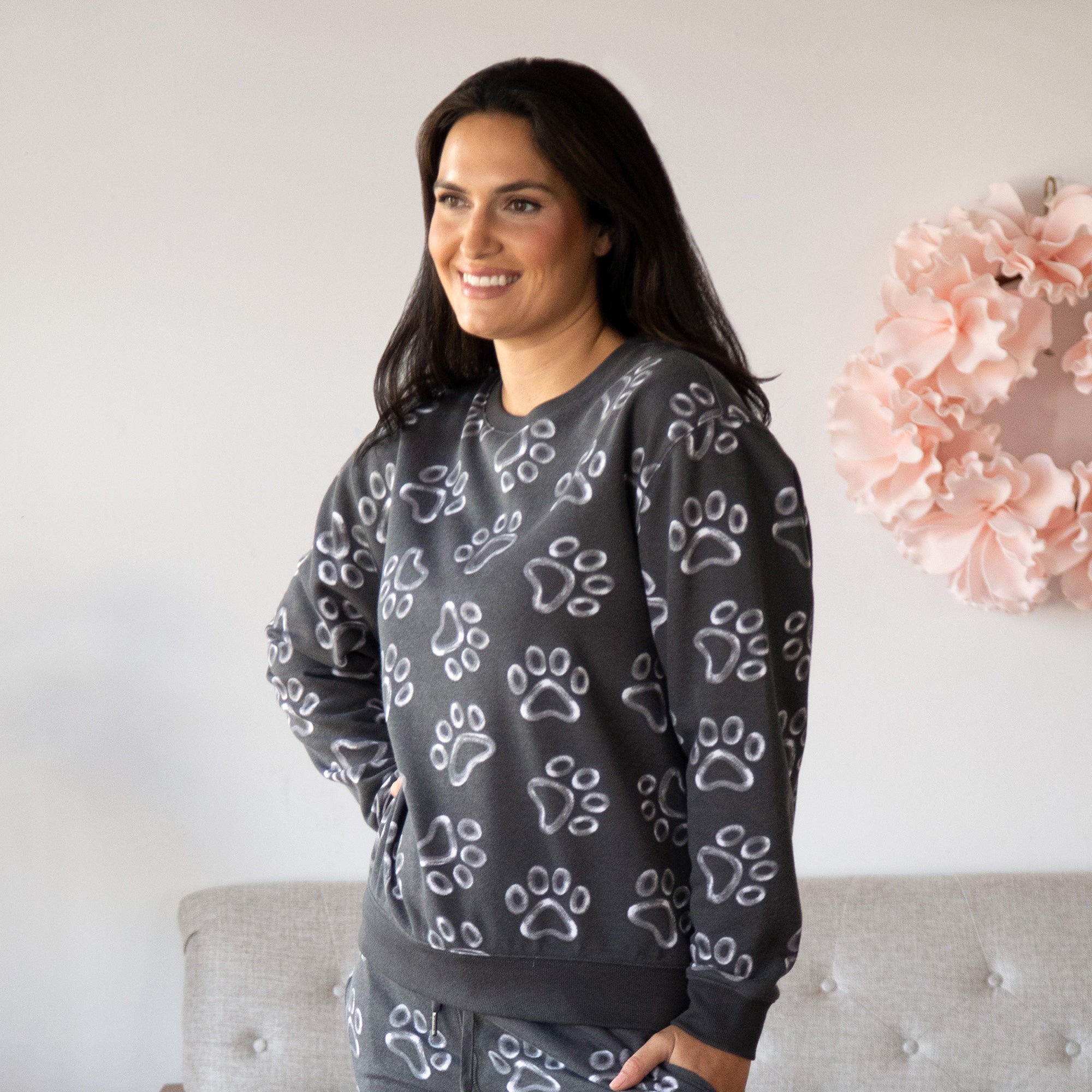 All Over Chalk Paw Sweatshirt、mySite、camillekostekn