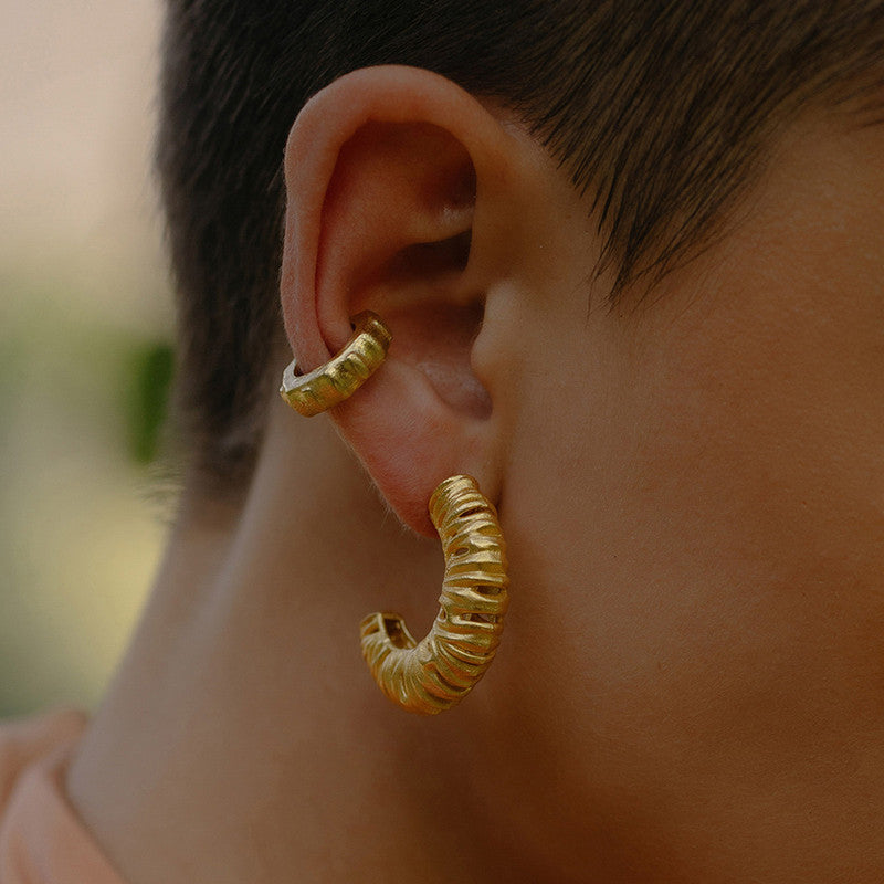 Squiggle Hoop Earrings | 14K Gold Plated、mySite、camillekostekn