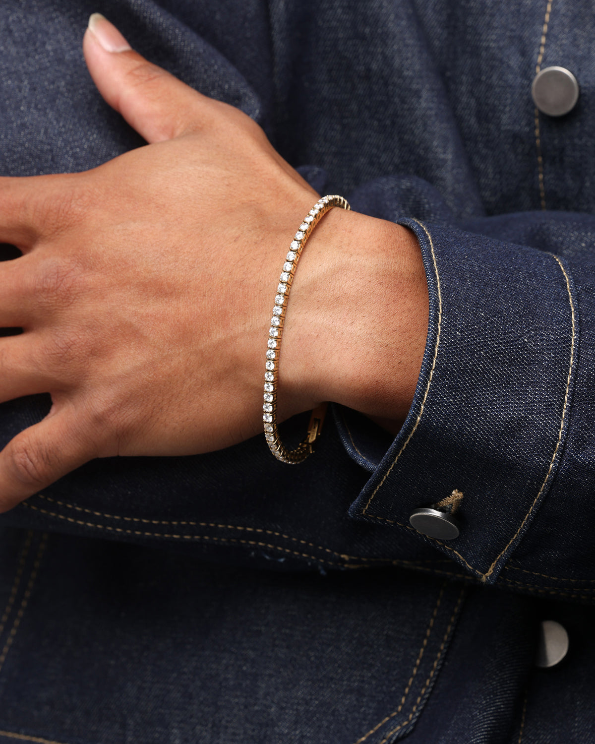 Guess Mainline Gold Tennis Logo Bracelet Multi、mySite、zt4zffjzw