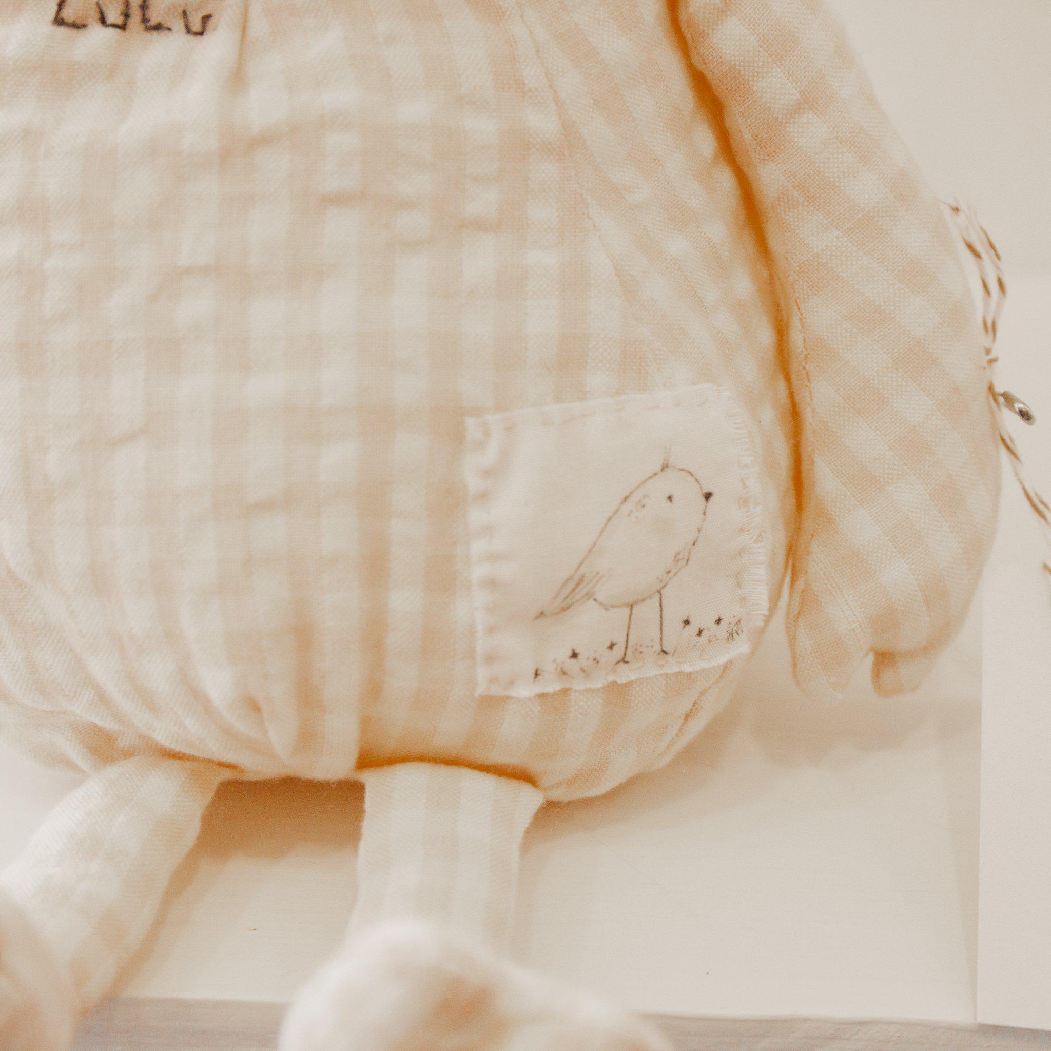 RETIRED - Hutch Studio - Lulu Gingham - One of a Kind Pig、mySite、g9winljtr