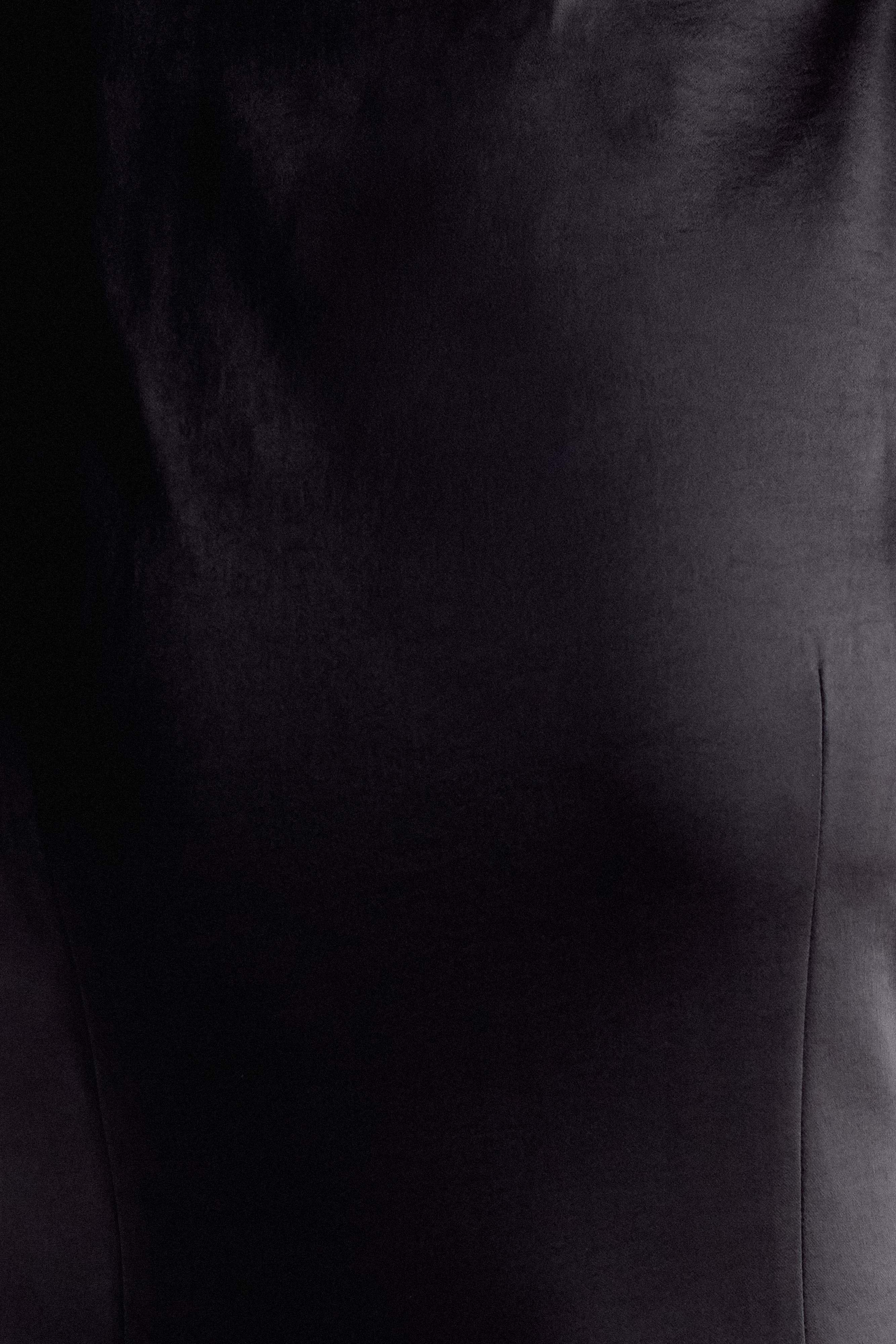 Violet Sleeveless Satin Maxi Dress - Black、mySite、solidvoid