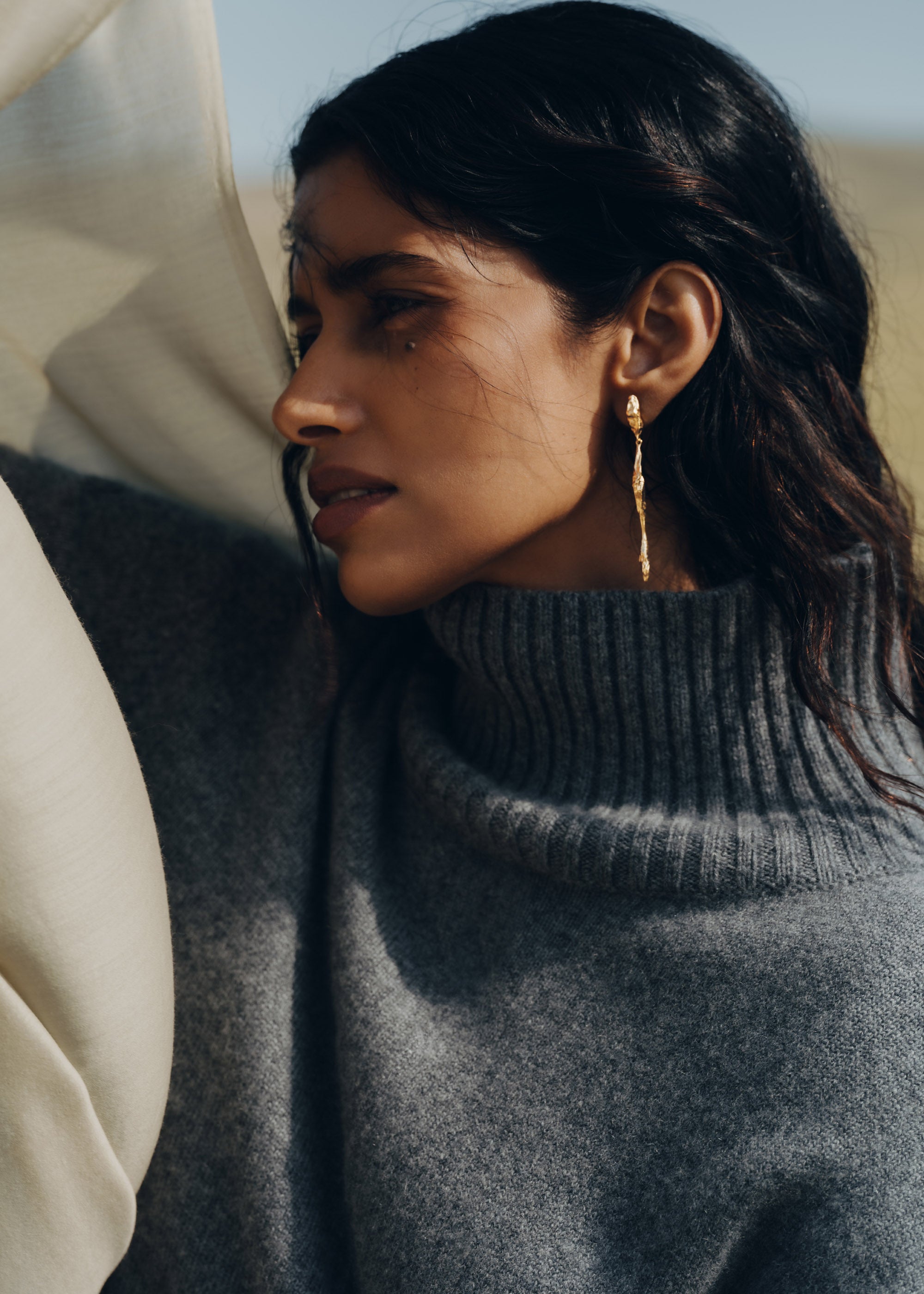 Boucles d��oreilles pendantes Eroz - Dor茅e � l��or 24 carats、mySite、camillekostekn