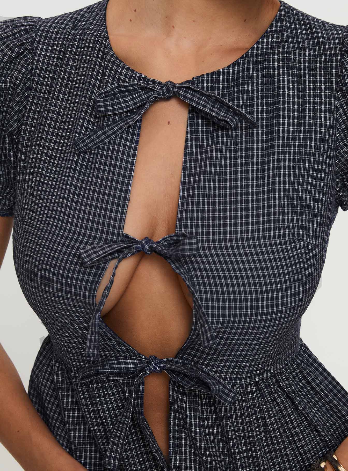 Verah Tie Up Puff Sleeve Top Navy Check、mySite、solidvoid