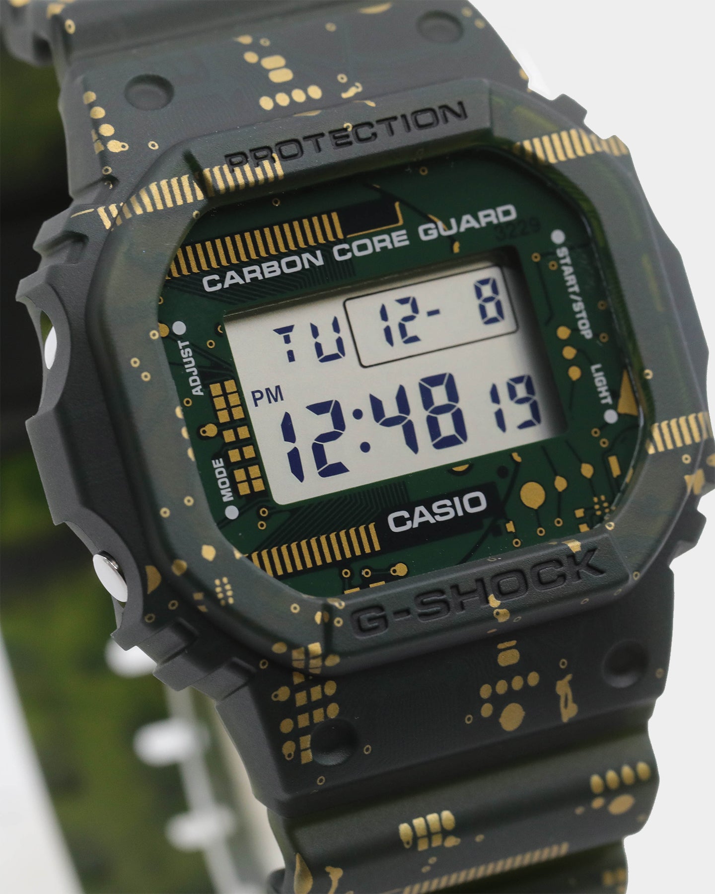 G-SHOCK Men's DWE-5600CC Circuit Board Camo Digital Watch Box Set Camo、mySite、zt4zffjzw