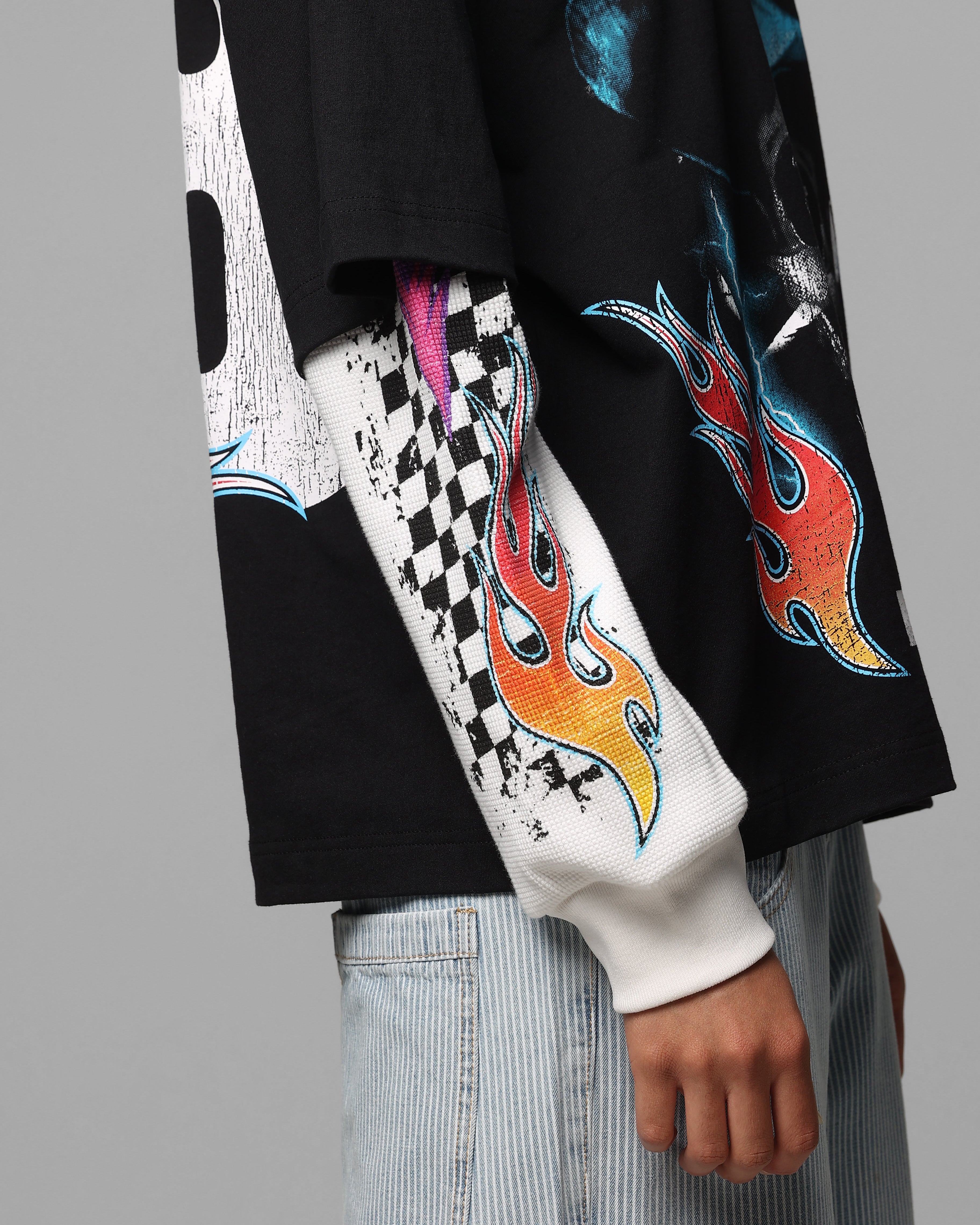 {product_title} - {shop_name}