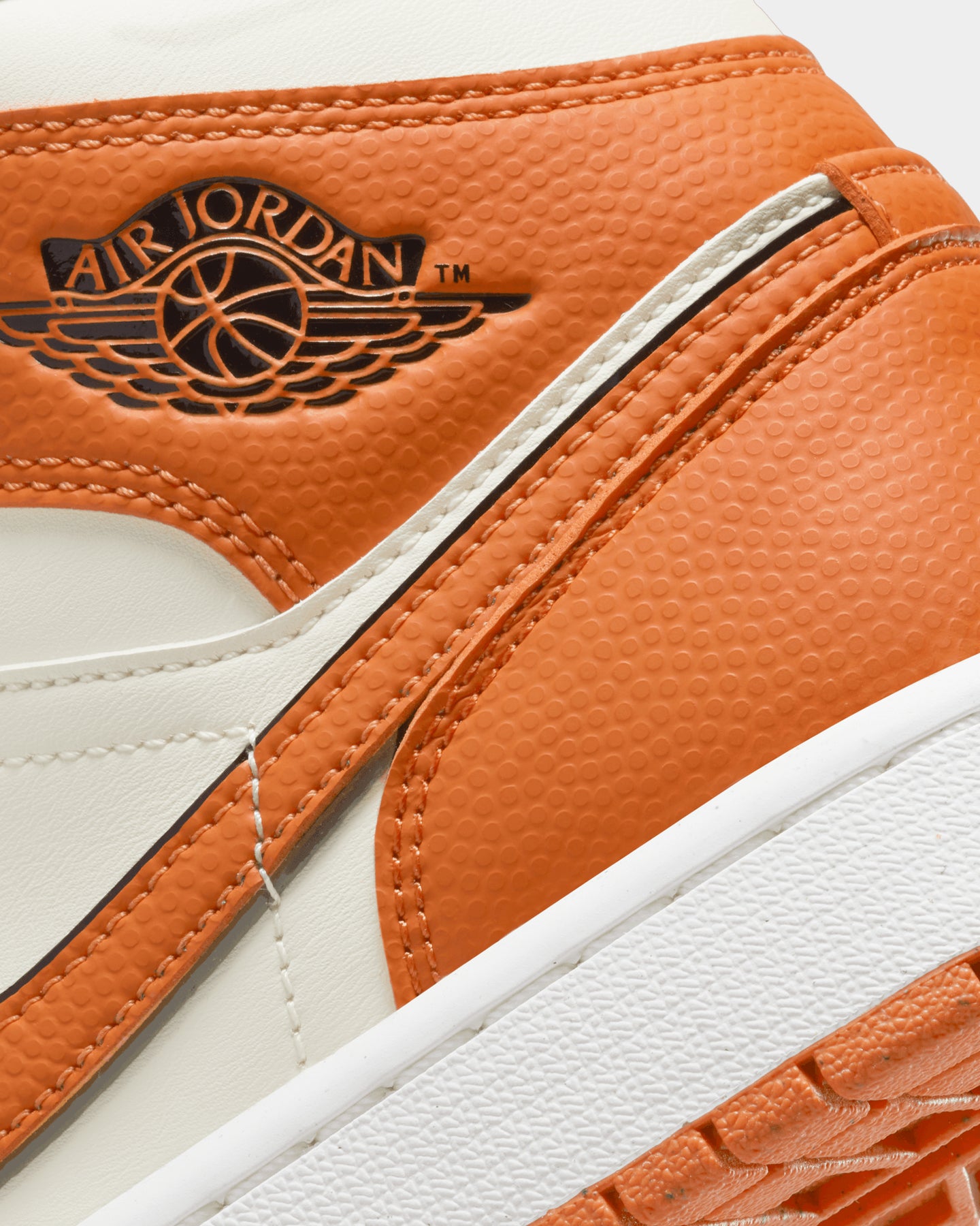 Jordan Women's Air Jordan 1 Mid SE Sport Spice Coconut Milk/Sport Spice-Black-Sail、mySite、zt4zffjzw