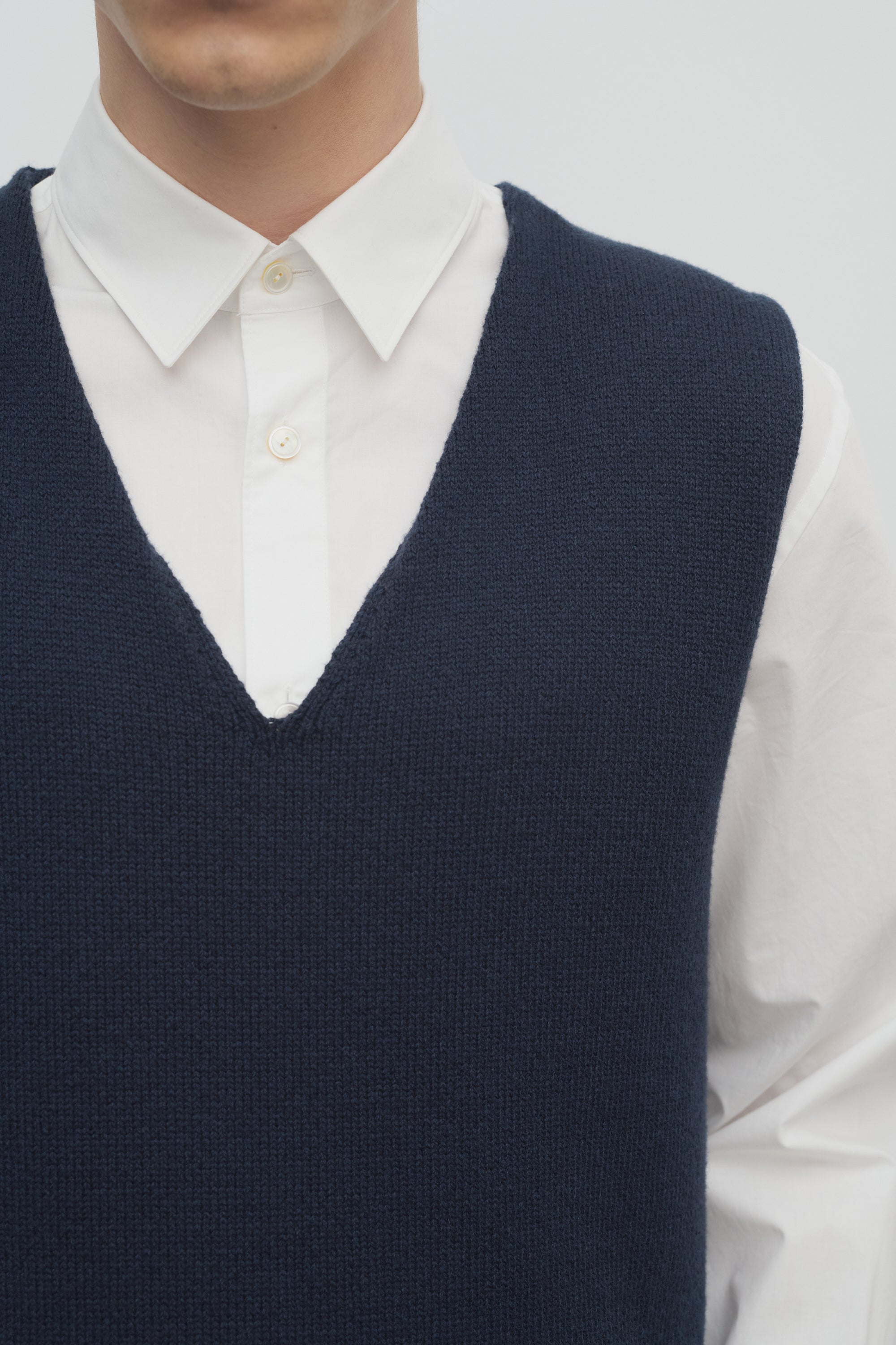 Cowen Vest in Virgin Wool and Cotton、mySite、aoinhome