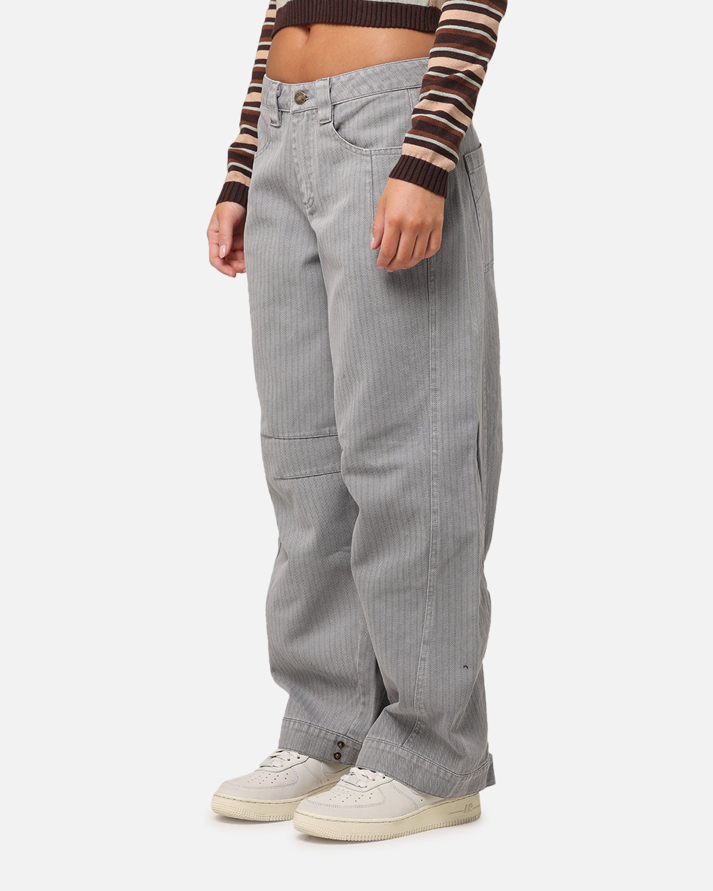 {product_title} - {shop_name}