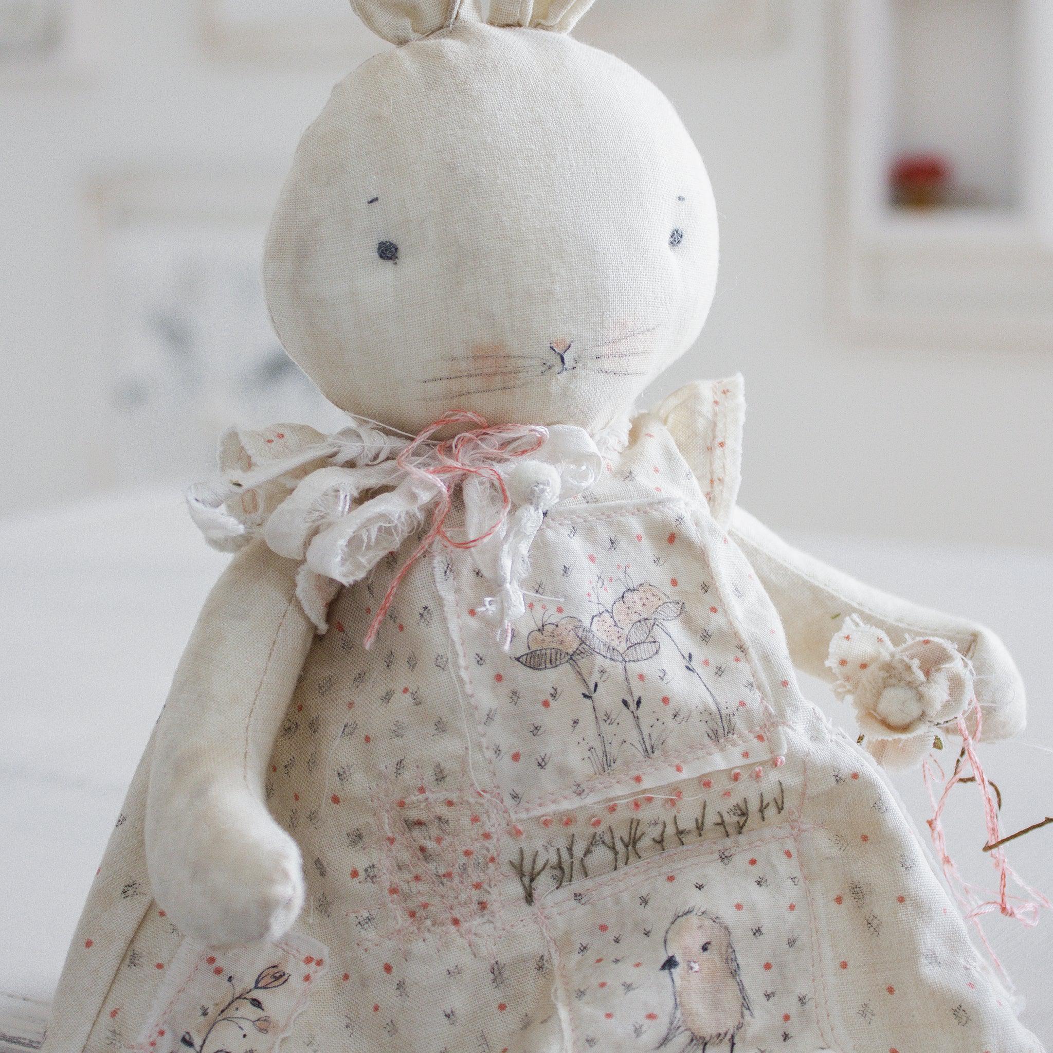 RETIRED - Hutch Studio Original - May Nosegay - Hand-Crafted Cotton Bunny、mySite、g9winljtr