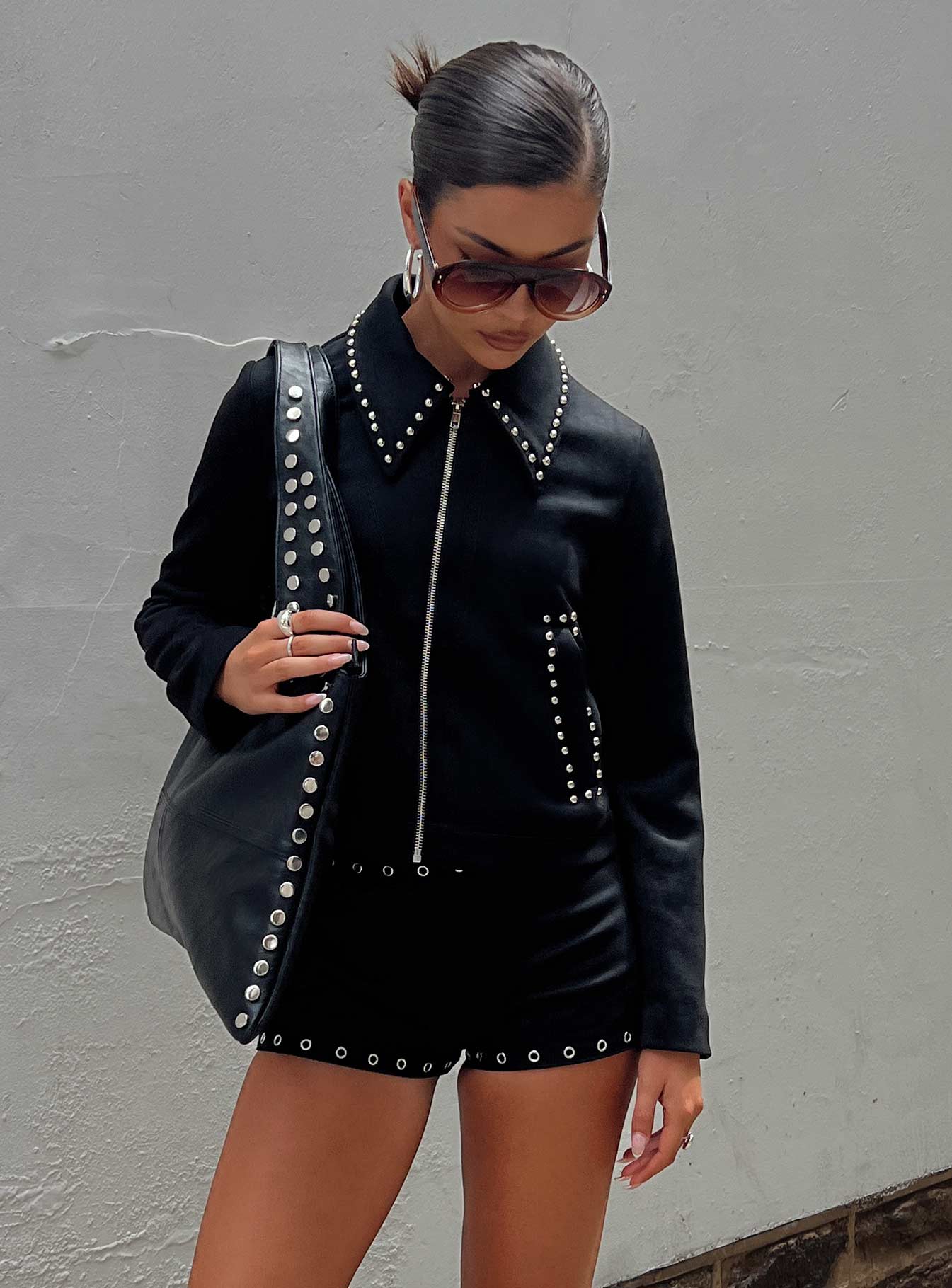 Houdini Eyelet Mini Short Black、mySite、solidvoid