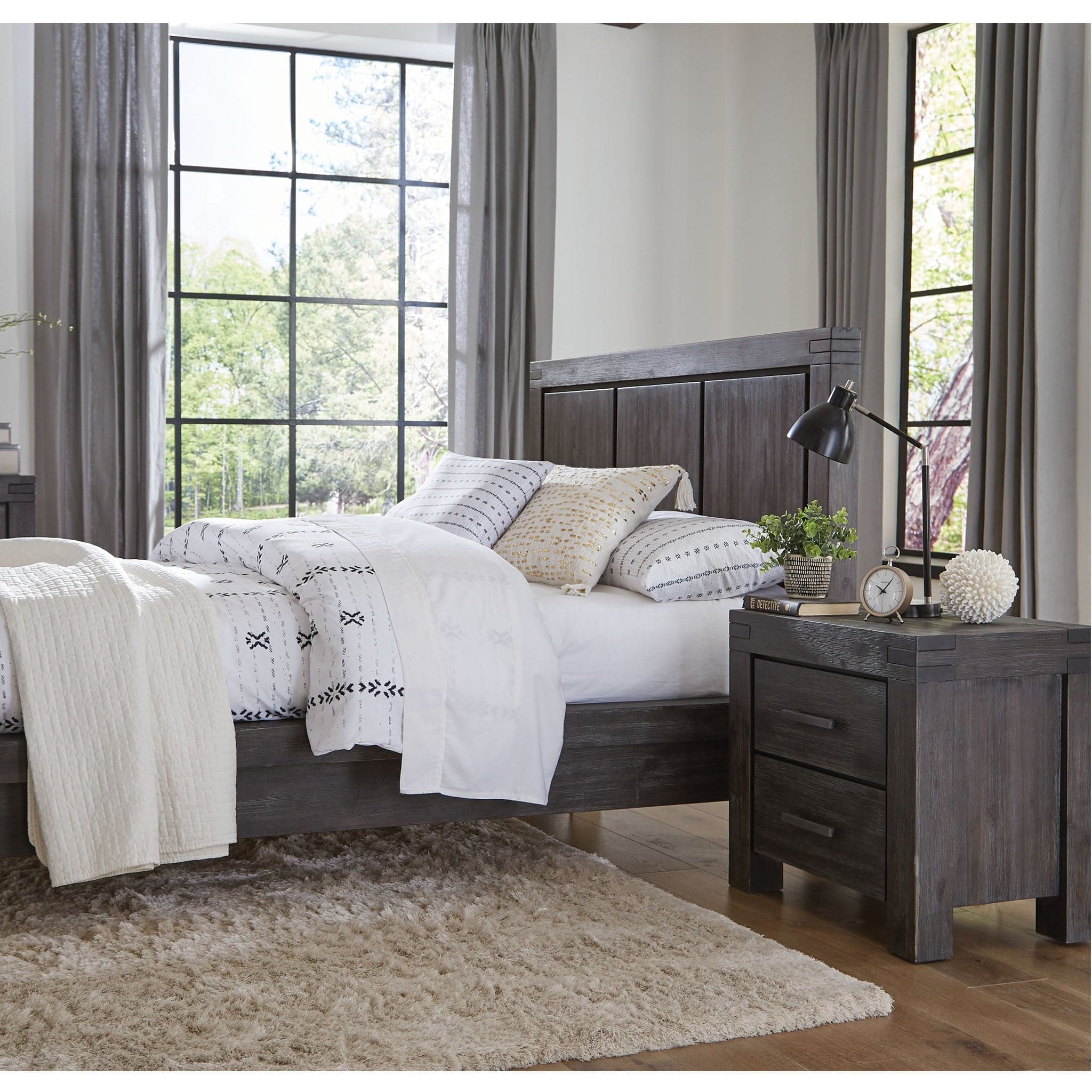 Meadow Nightstand、mySite、neckold