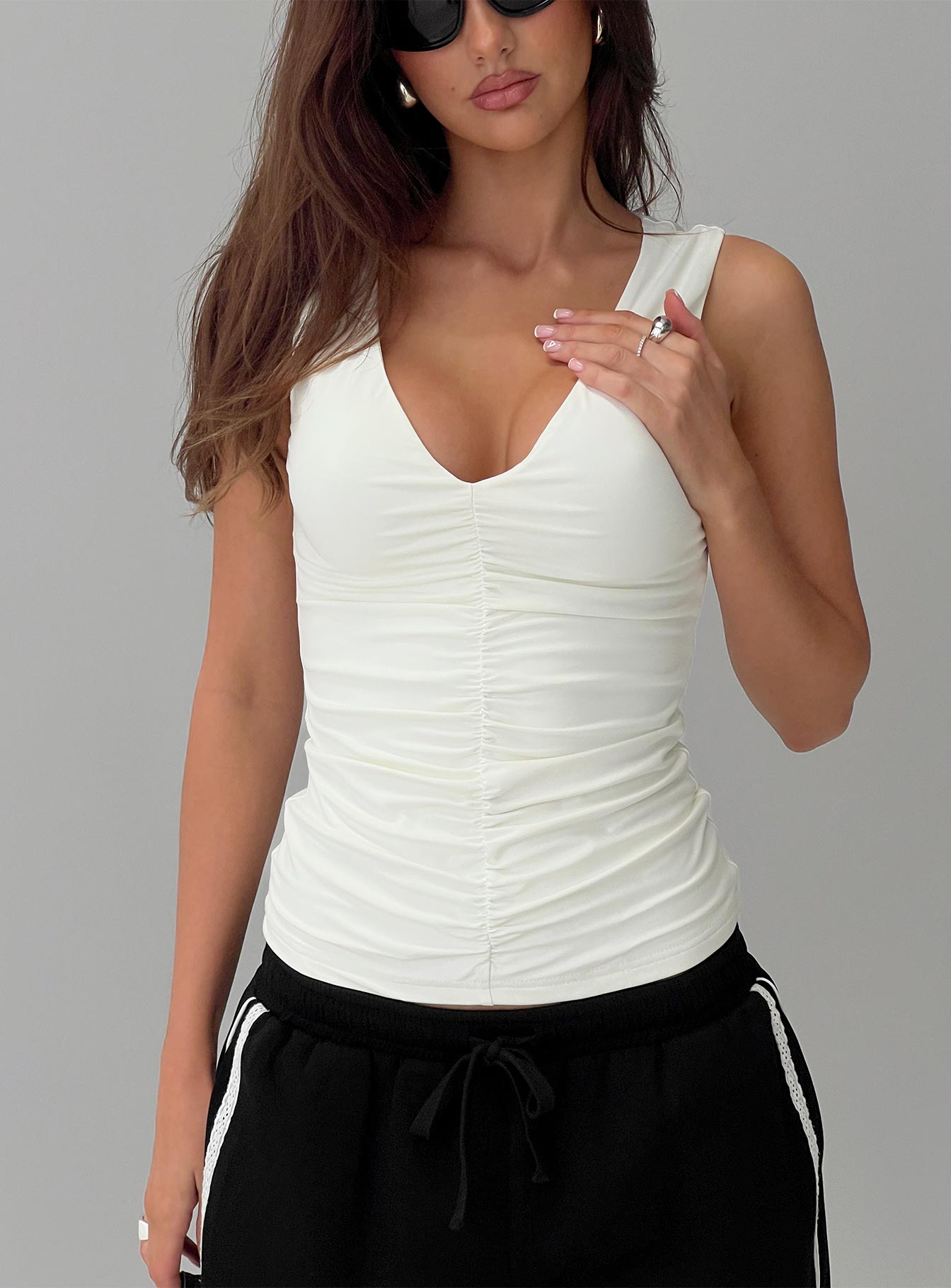 Loving Is Easy Ruched Top White、mySite、solidvoid