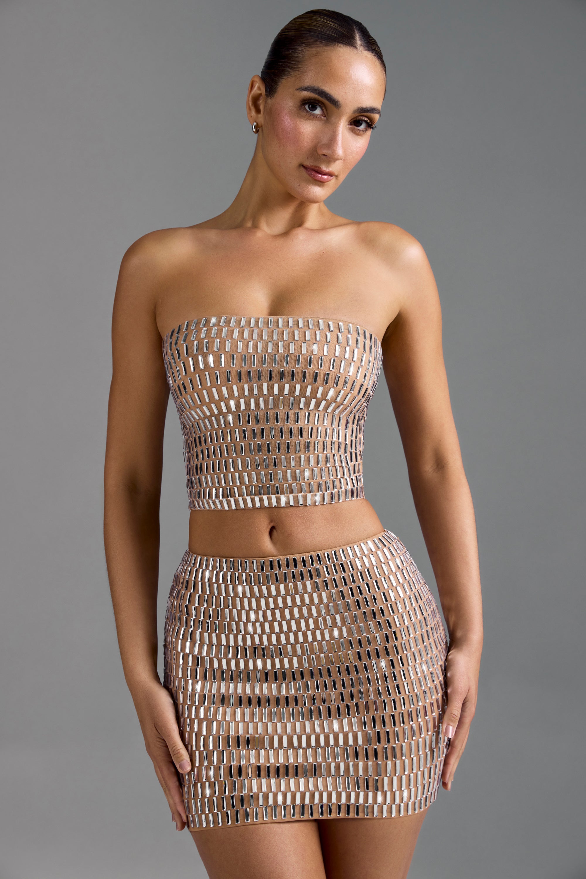 Embellished Low-Rise Micro Mini Skirt in Almond、mySite、solidvoid