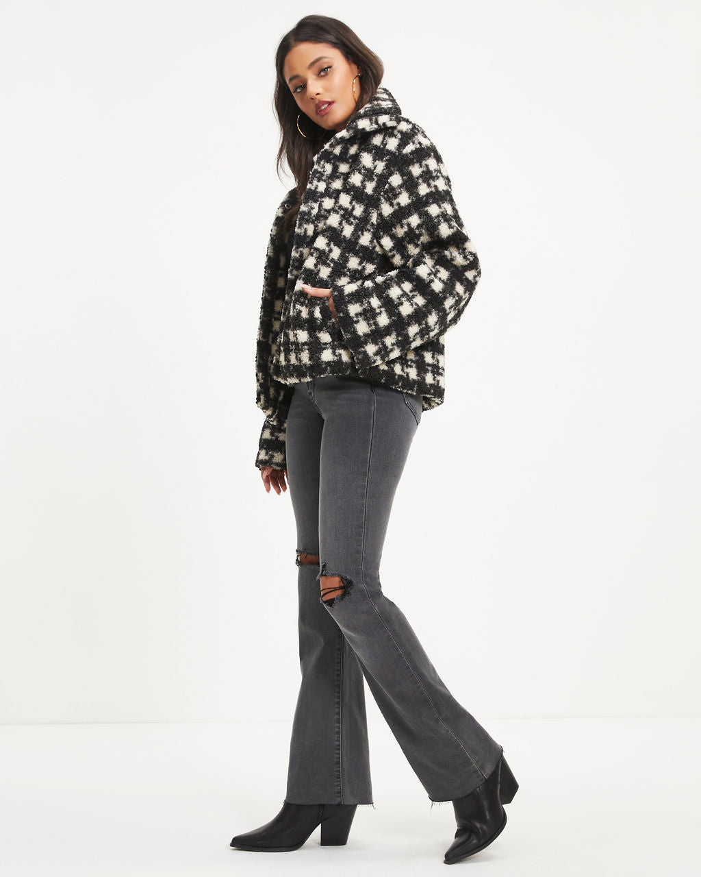 {product_title} - {shop_name}