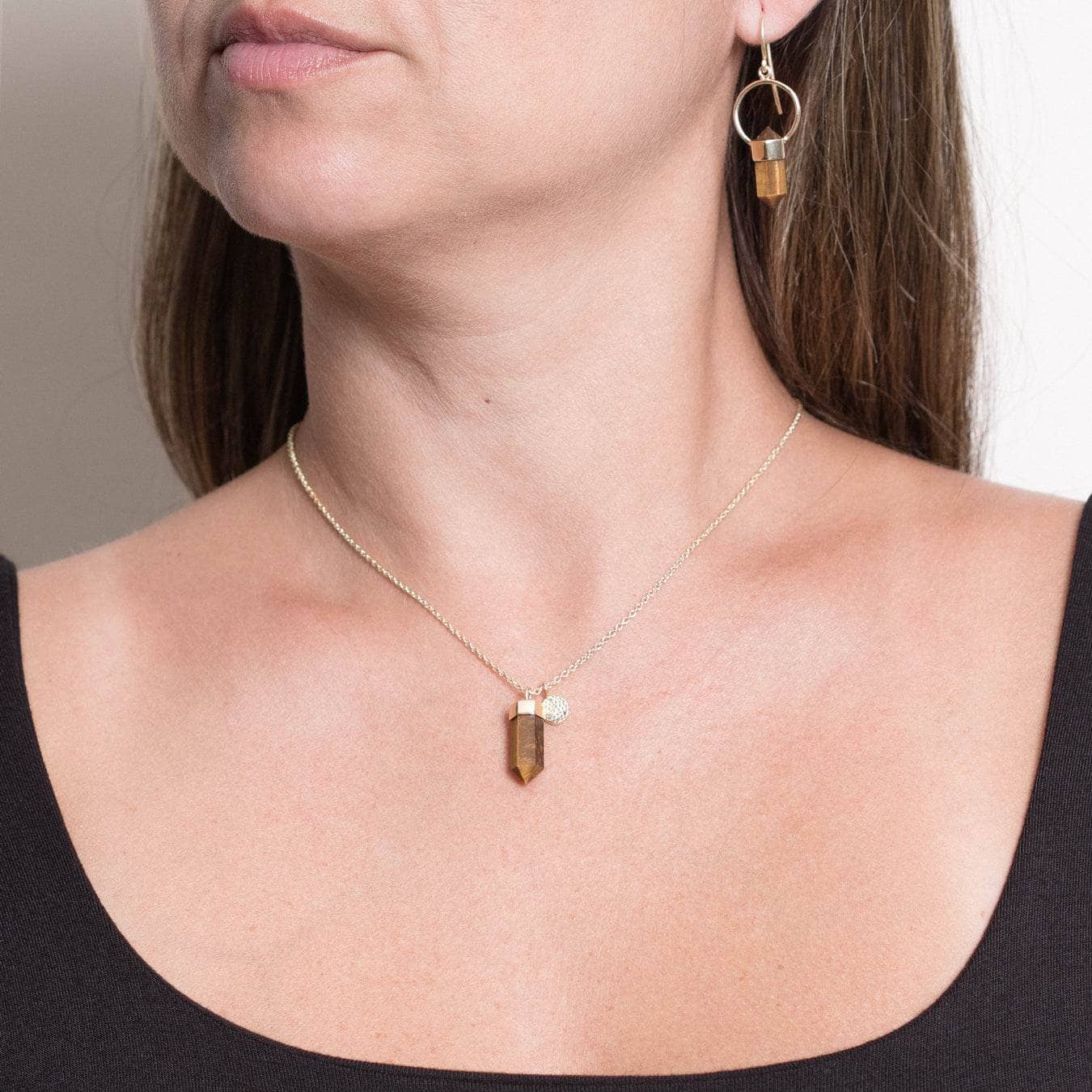 Delicate Tiger Eye Crystal Point Necklace、mySite、hinf8tx79