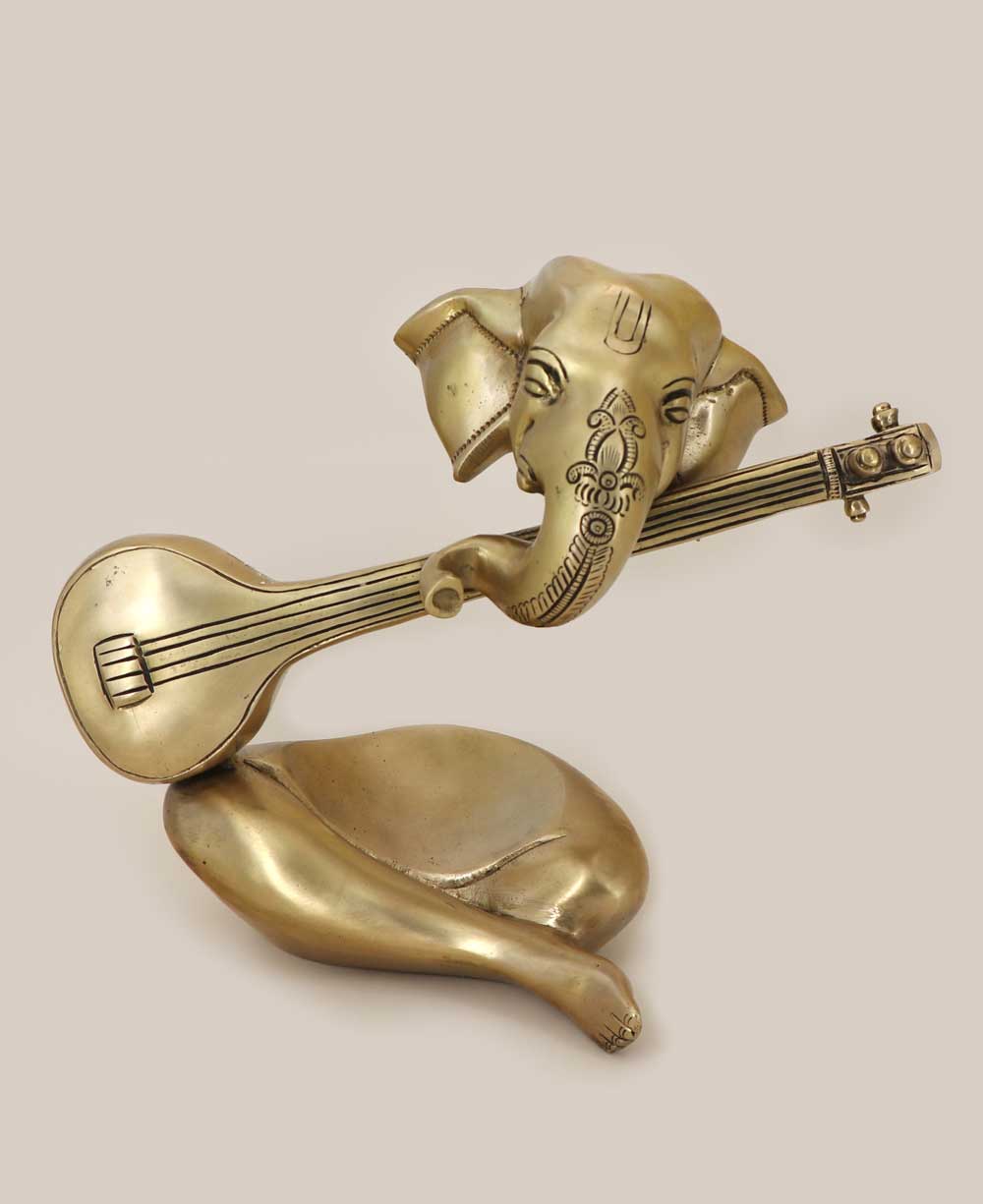 Modern Brass Ganesh Statue Playing Sitar、mySite、topwebapps