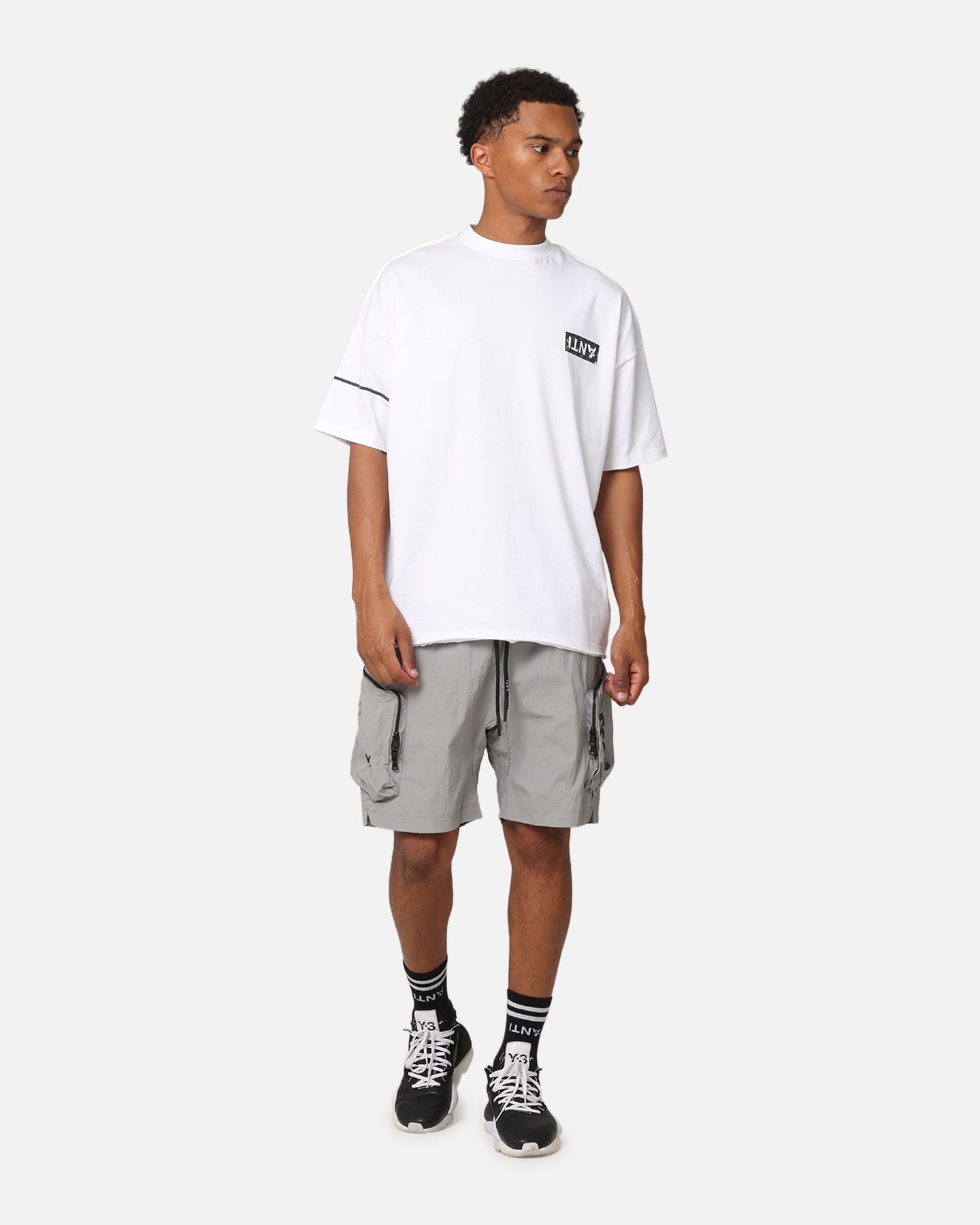 {product_title} - {shop_name}