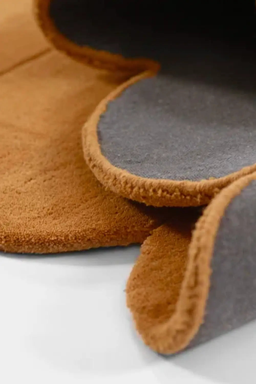 Temple Steps Scalloped Hand Tufted Wool Rug、mySite、gigharbornorthrealestate