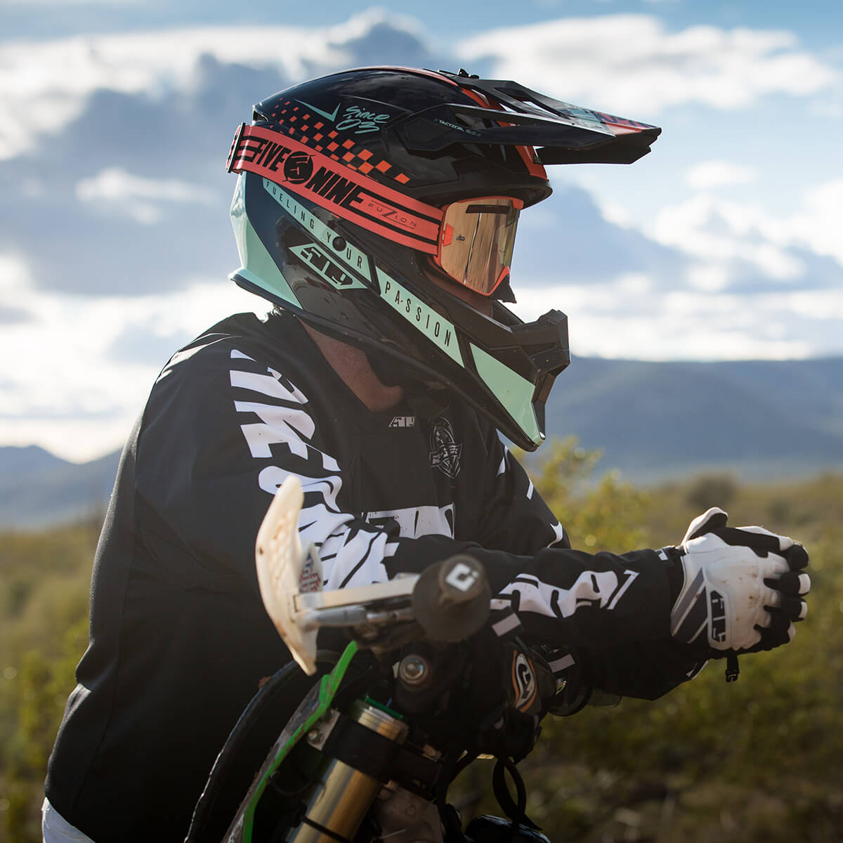 Tactical 2.0 Enduro Helmet、mySite、dreamappss