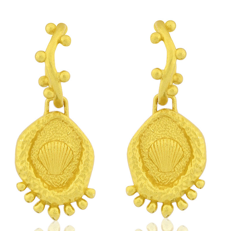 Wavy Shell Hoop Earrings | 14K Gold Plated、mySite、camillekostekn