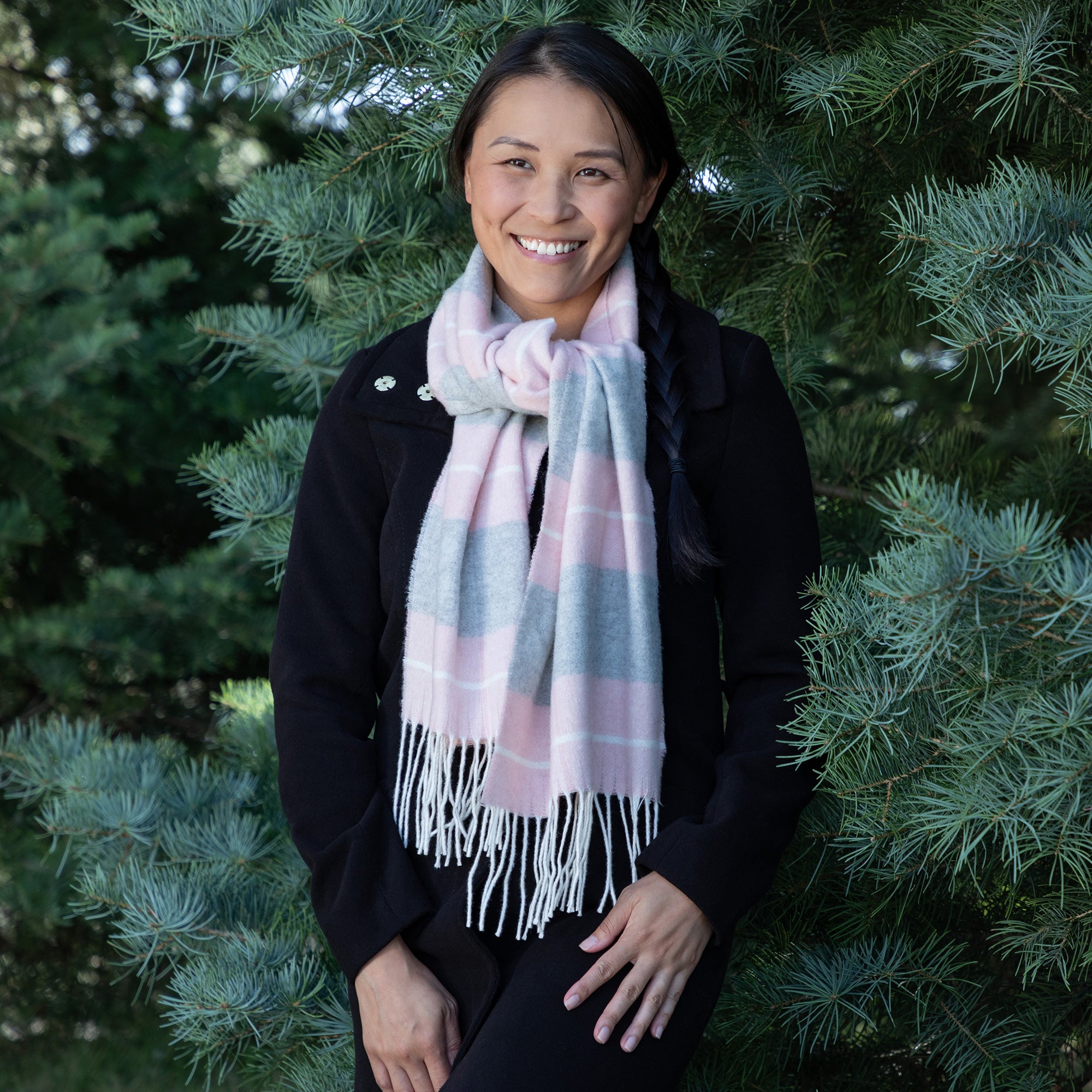 Ukrainian Merino Wool & Cashmere Paw Plaid Scarf、mySite、camillekostekn