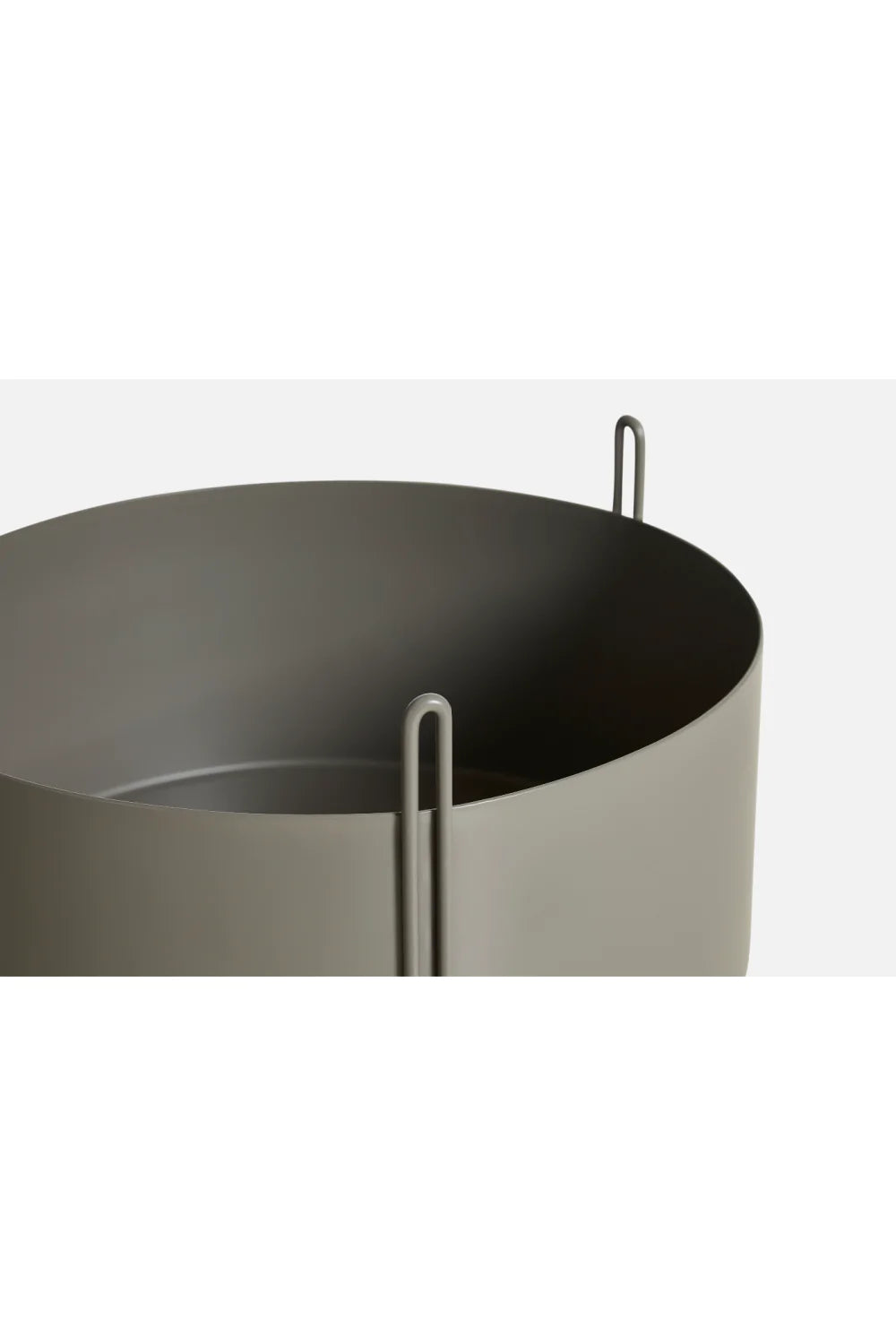 Painted Metal Planter L | WOUD Pidestall、mySite、neckold