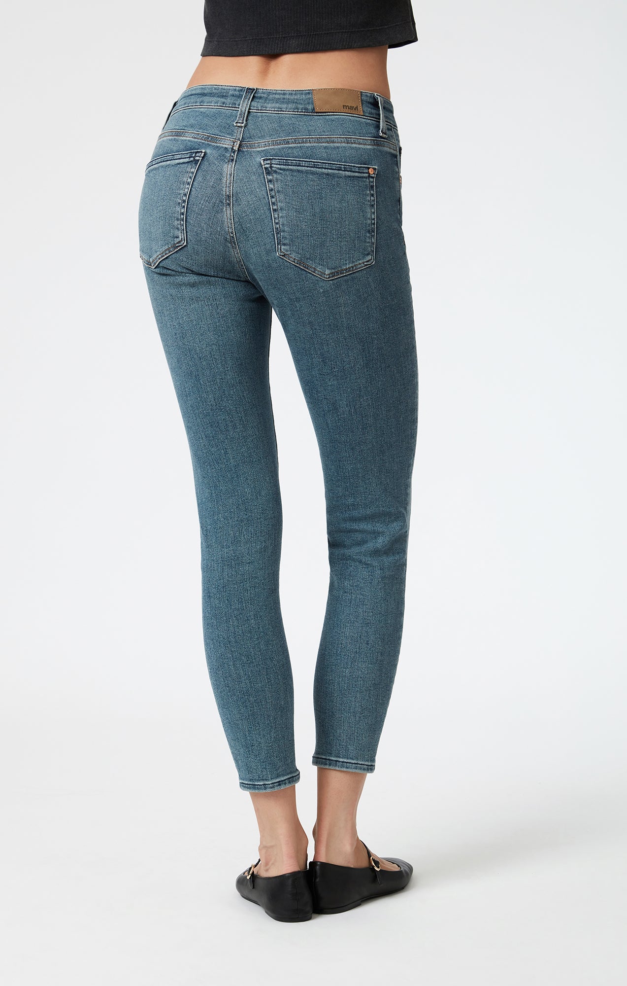 {product_title} - {shop_name}