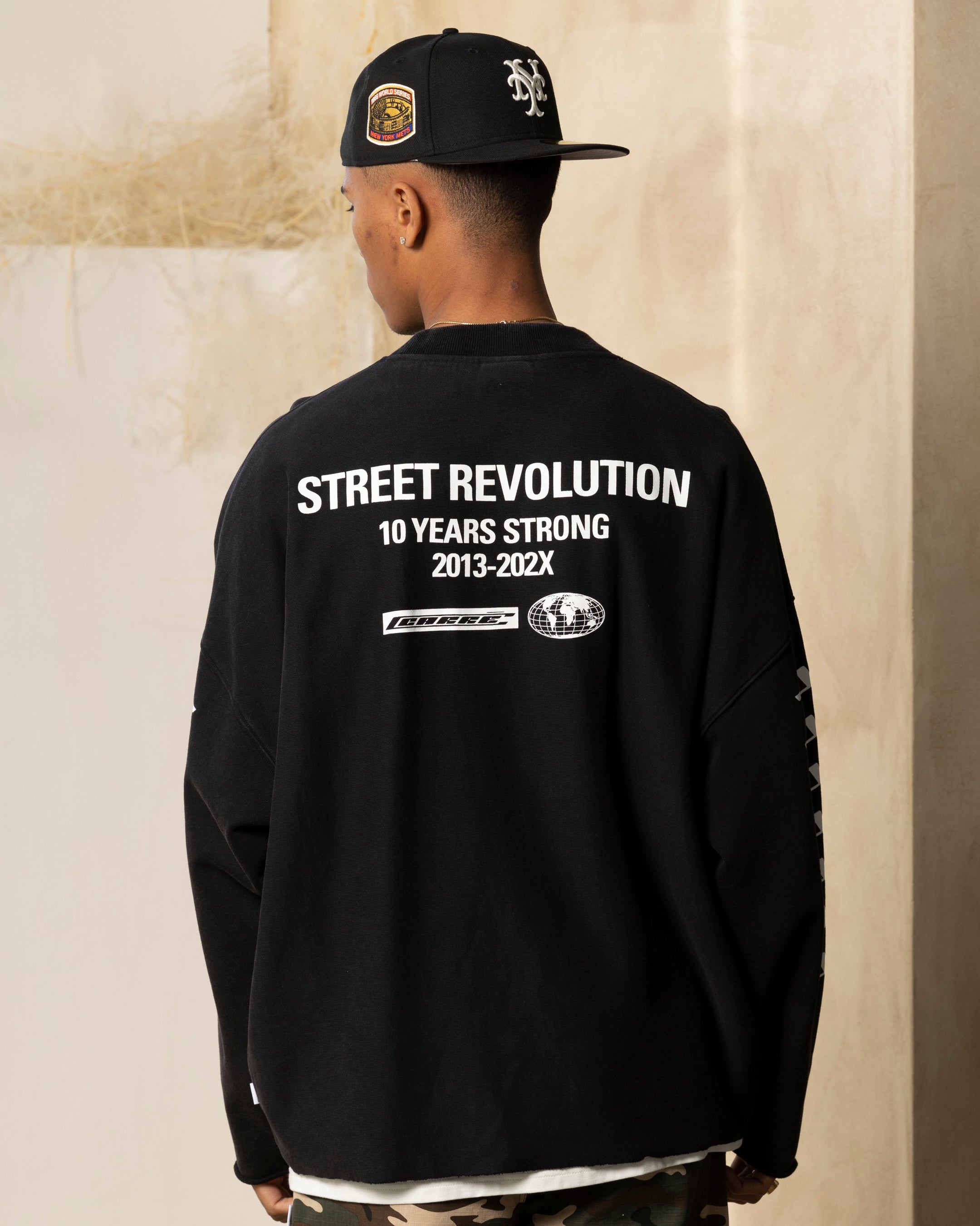 Carre Revolution Cut Off Oversized Crewneck Washed Black、mySite、zt4zffjzw