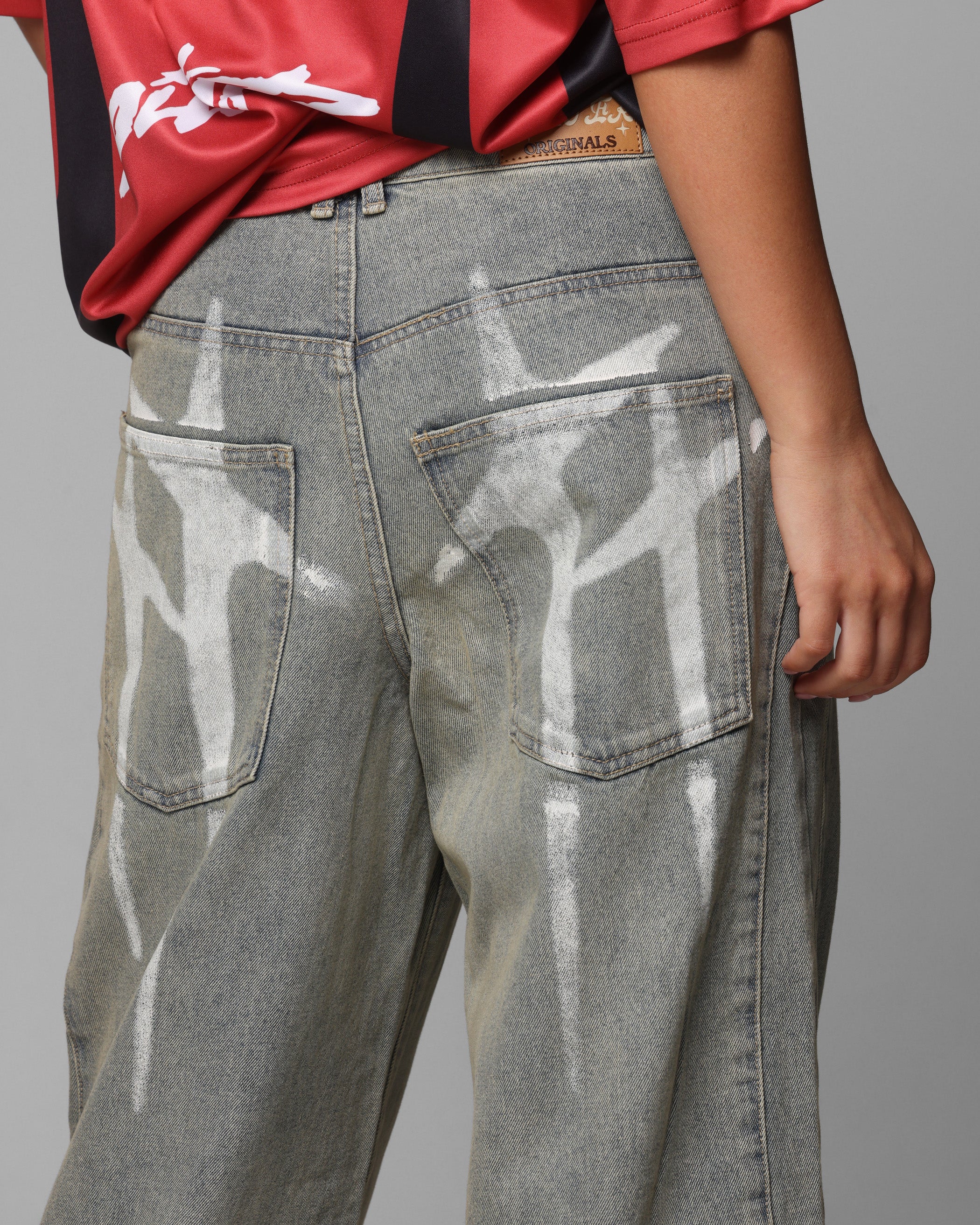 {product_title} - {shop_name}