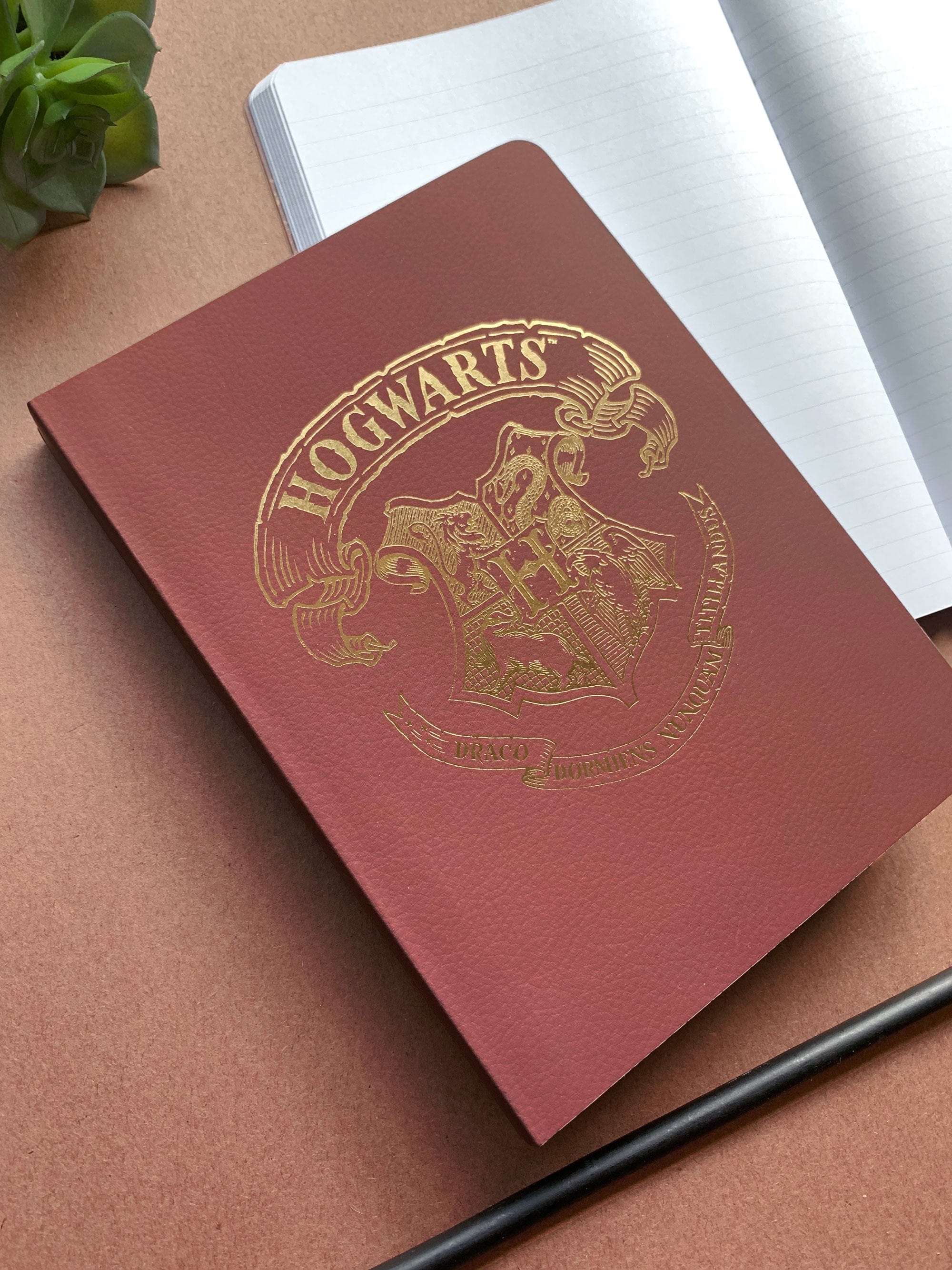  Harry Potter Journal Notebook - Hogwarts Crest Softcover、mySite、ghnorth