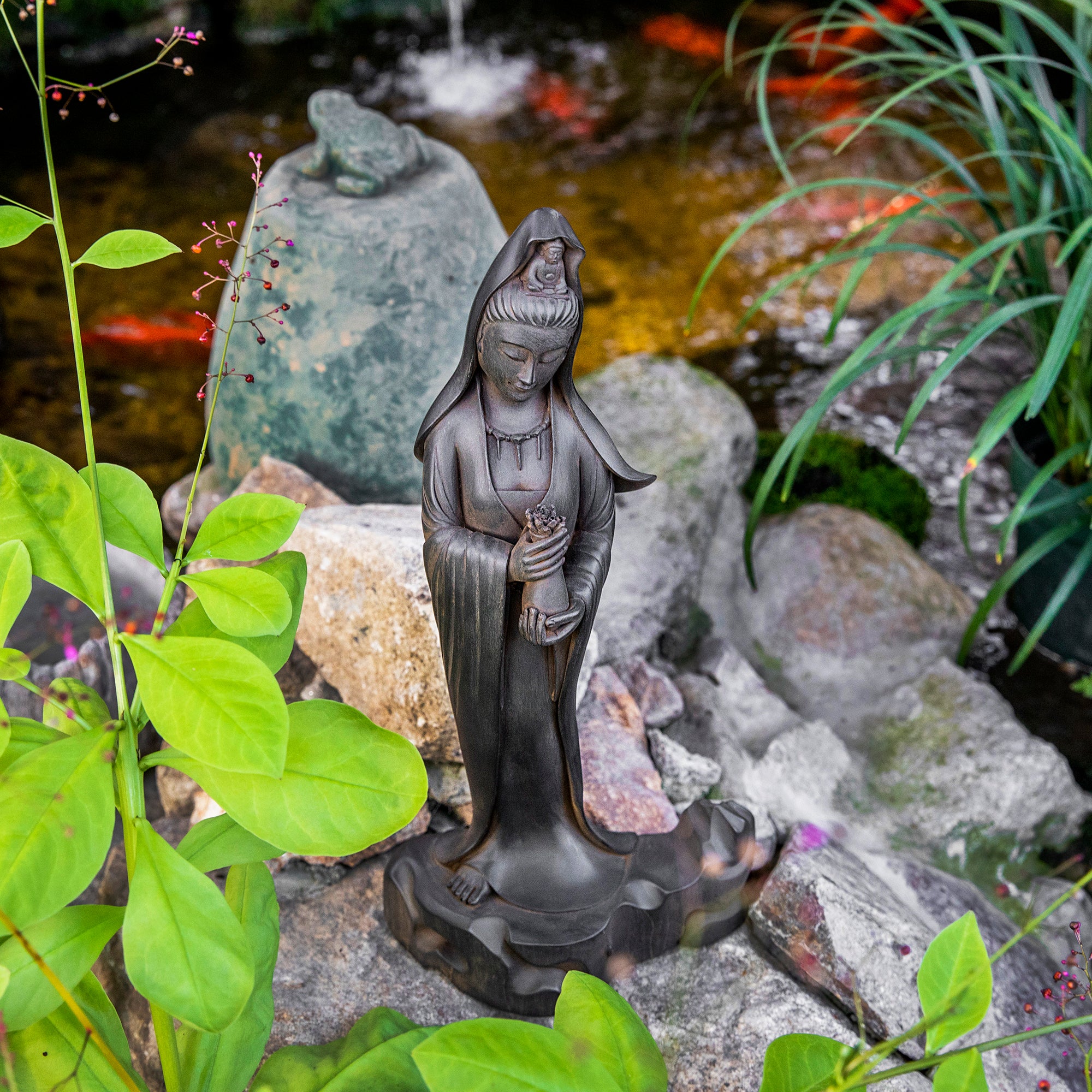 Kuan Yin with Vessel and Lotus Statue、mySite、topwebapps