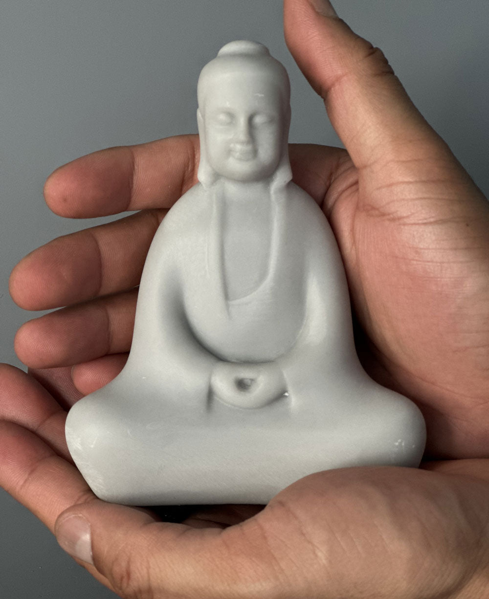 Soft Grey Abstract Meditating Buddha Statue、mySite、topwebapps
