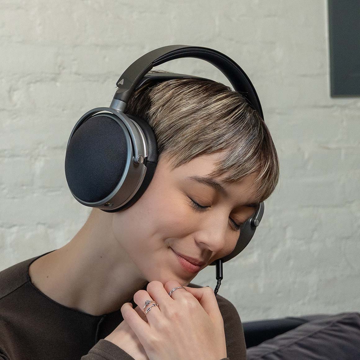  Audeze - LCD-S20、mySite、merchandisen